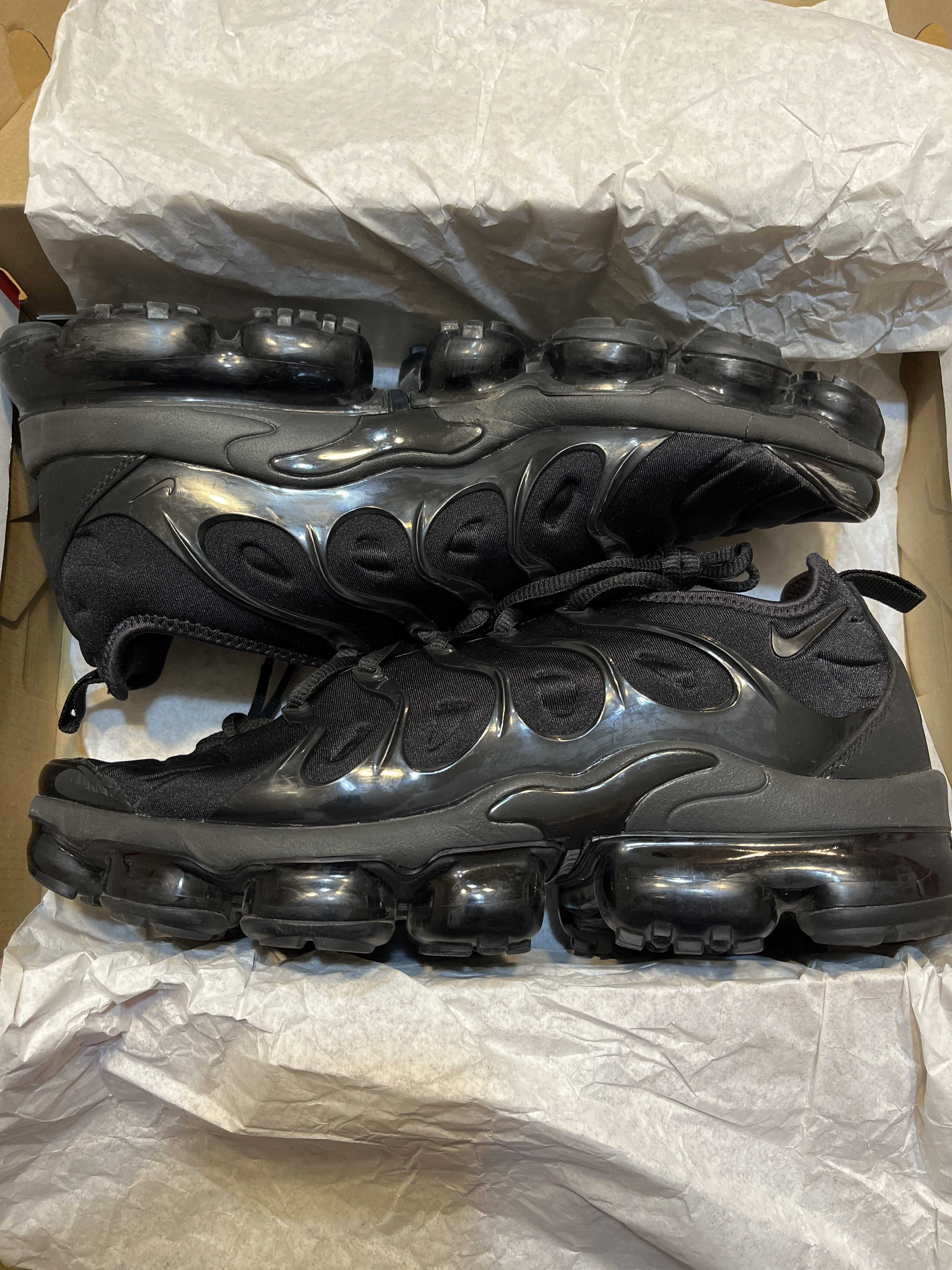 Nike Air Vapormax Plus "Triple Black" (2018)