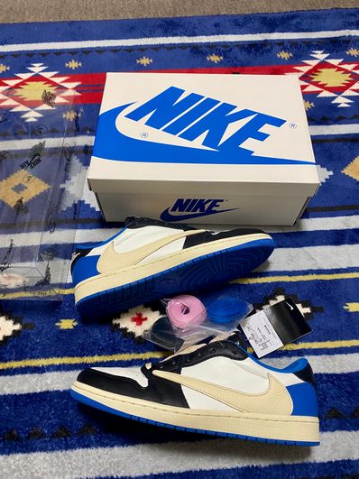 Travis Scott × fragment design × Nike Air Jordan 1 Low OG SP "Military Blue"