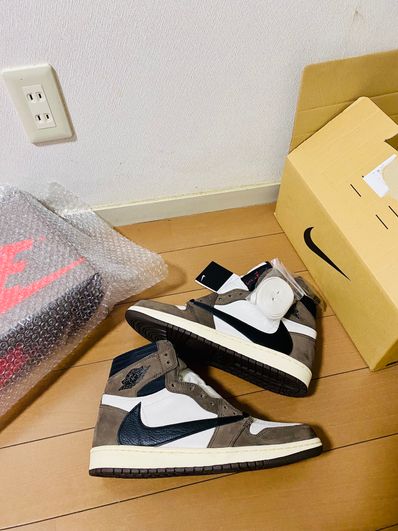 Travis Scott × Nike Air Jordan 1 Retro High OG TS SP "Sail/Dark Mocha"