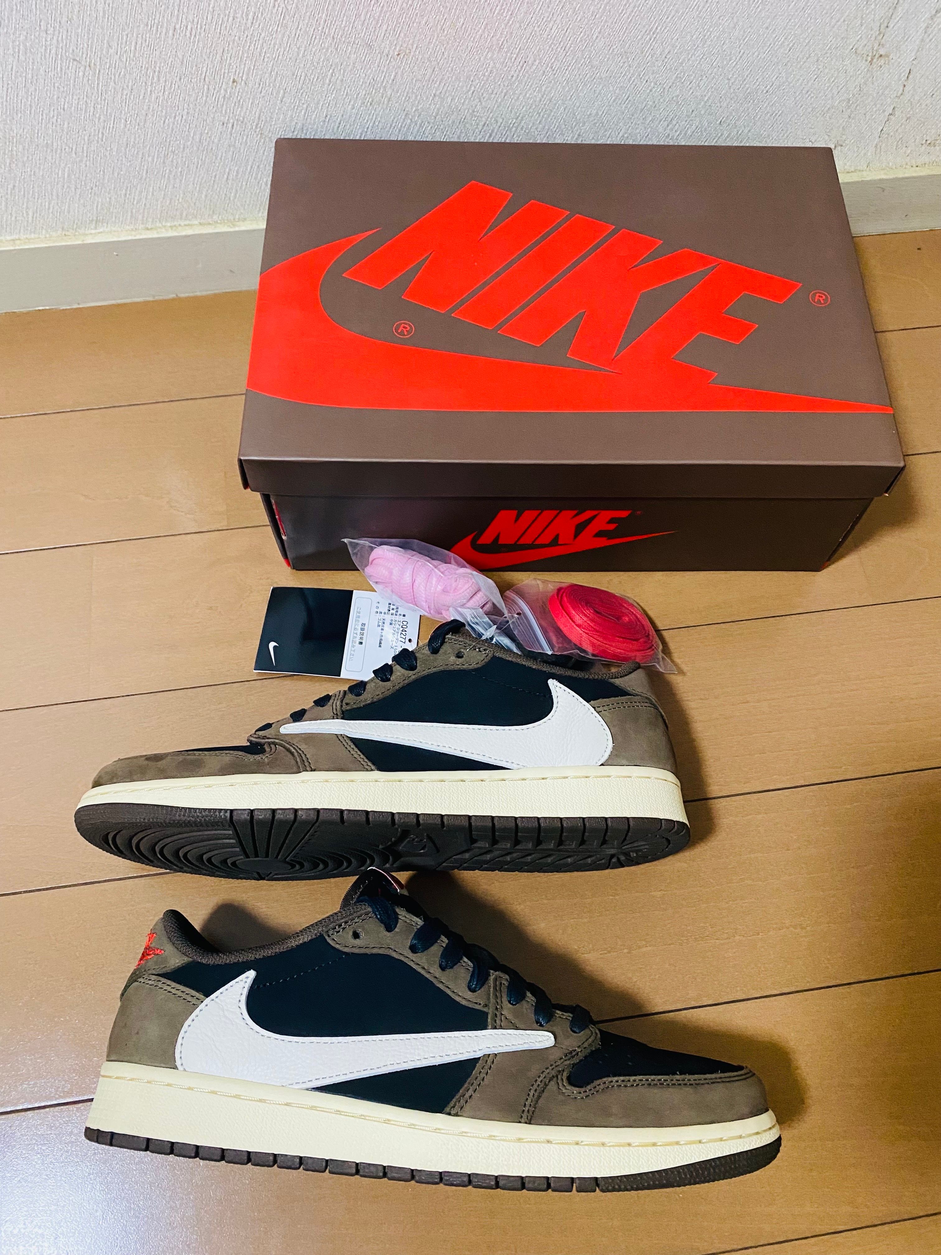 Travis Scott × Nike Air Jordan 1 Low OG SP-T  "Black/Dark Mocha"