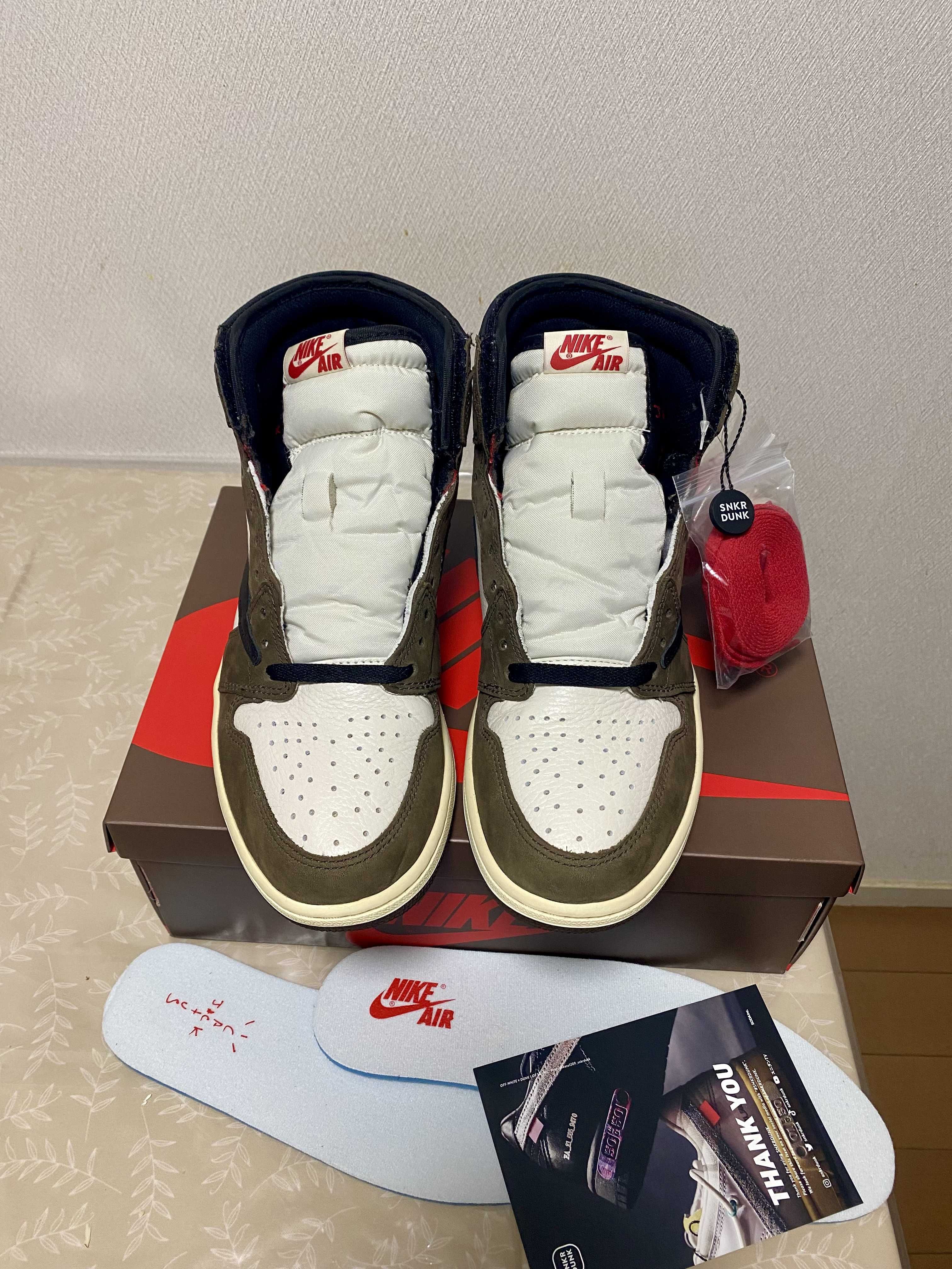 Travis Scott × Nike Air Jordan 1 Retro High OG TS SP "Sail/Dark Mocha"