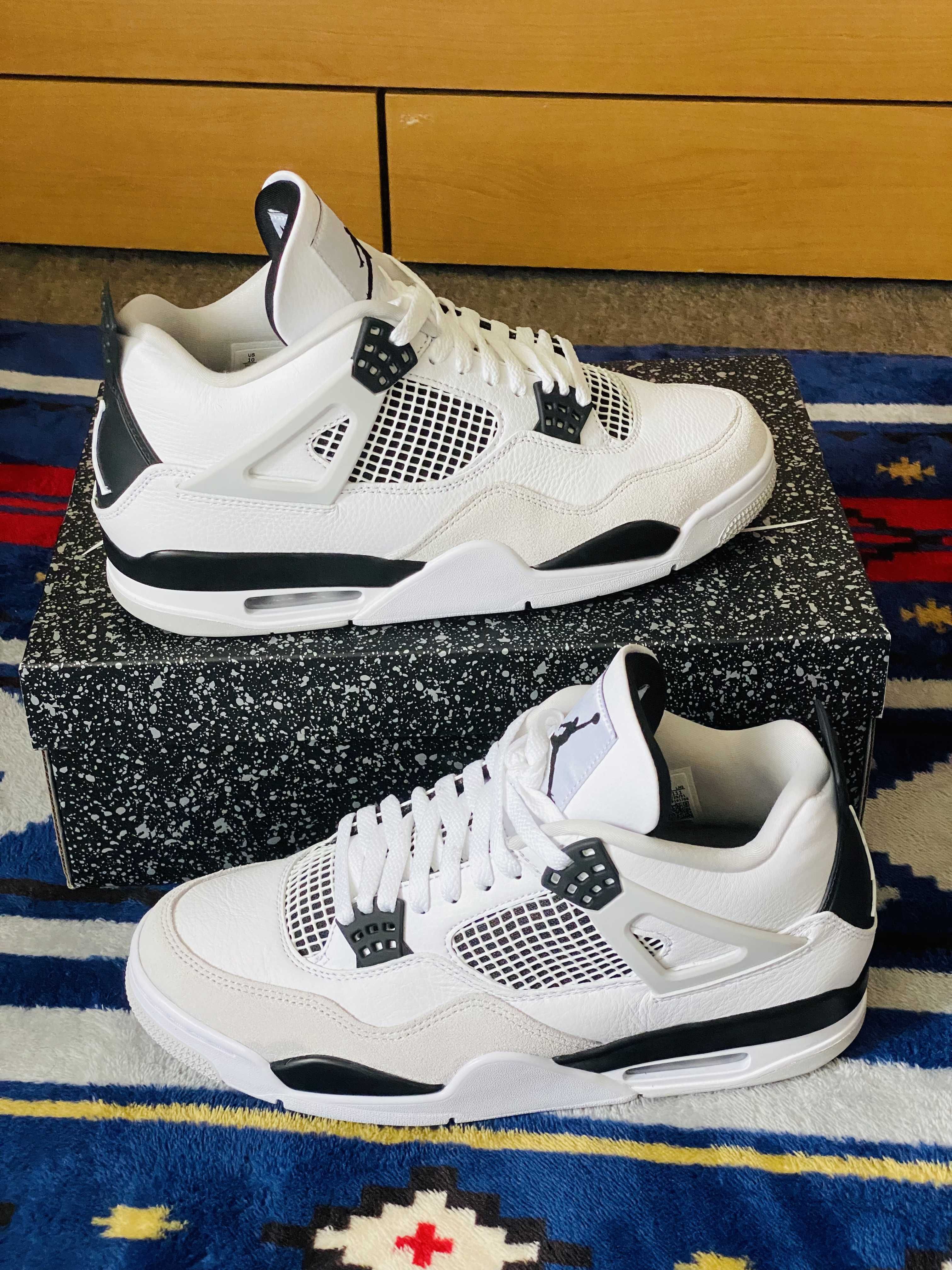 Nike Air Jordan 4 "Military Black"