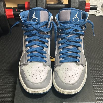 Nike Air Jordan 1 Mid "True Blue"