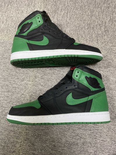 Nike Air Jordan 1 Retro High OG "Black/Pine Green" (2020)