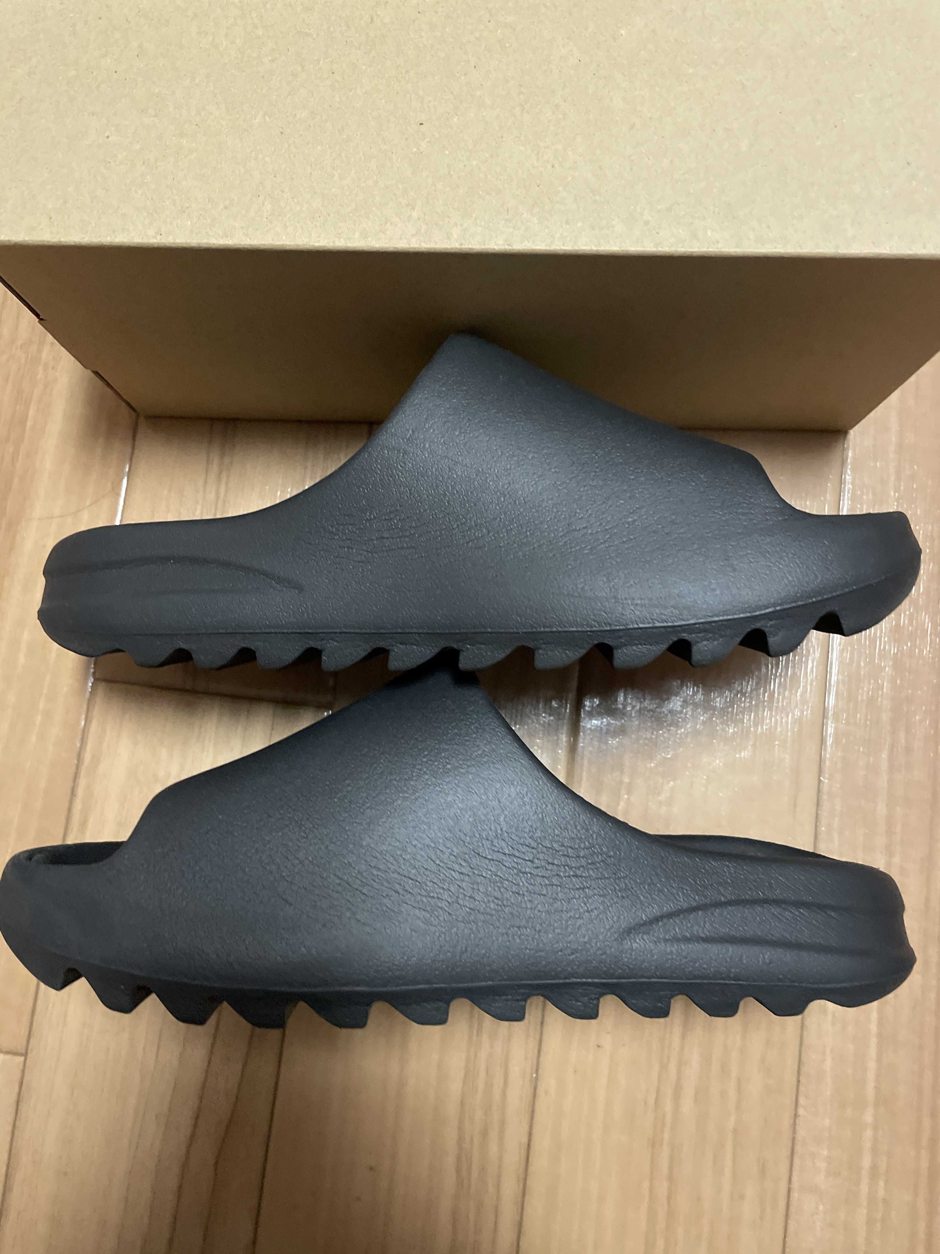 adidas YEEZY Slide "Onyx"
