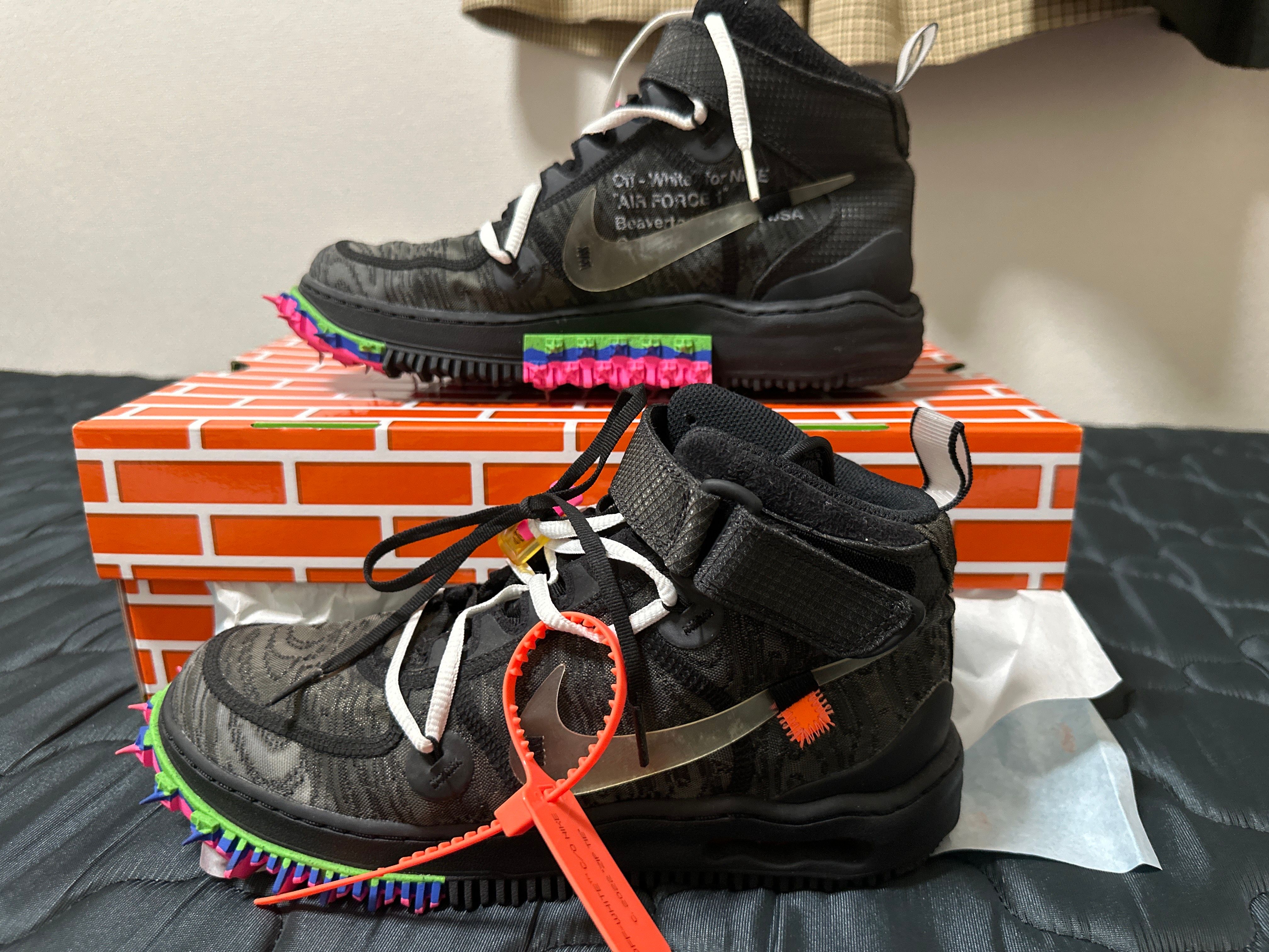 Off-White × Nike Air Force 1 Mid "Black"