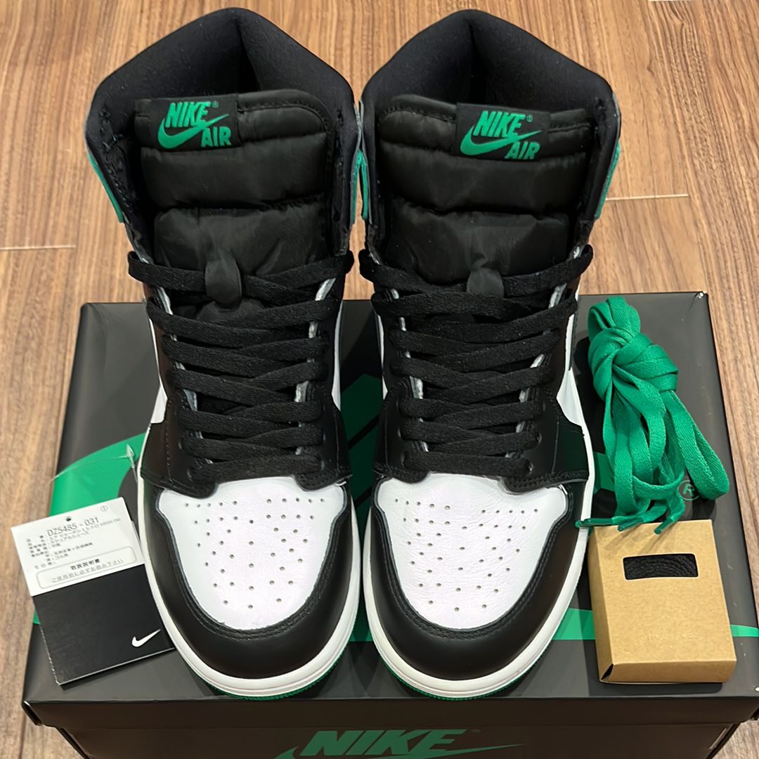 Nike Air Jordan 1 Retro High OG "Celtics/Black and Lucky Green" (2023)