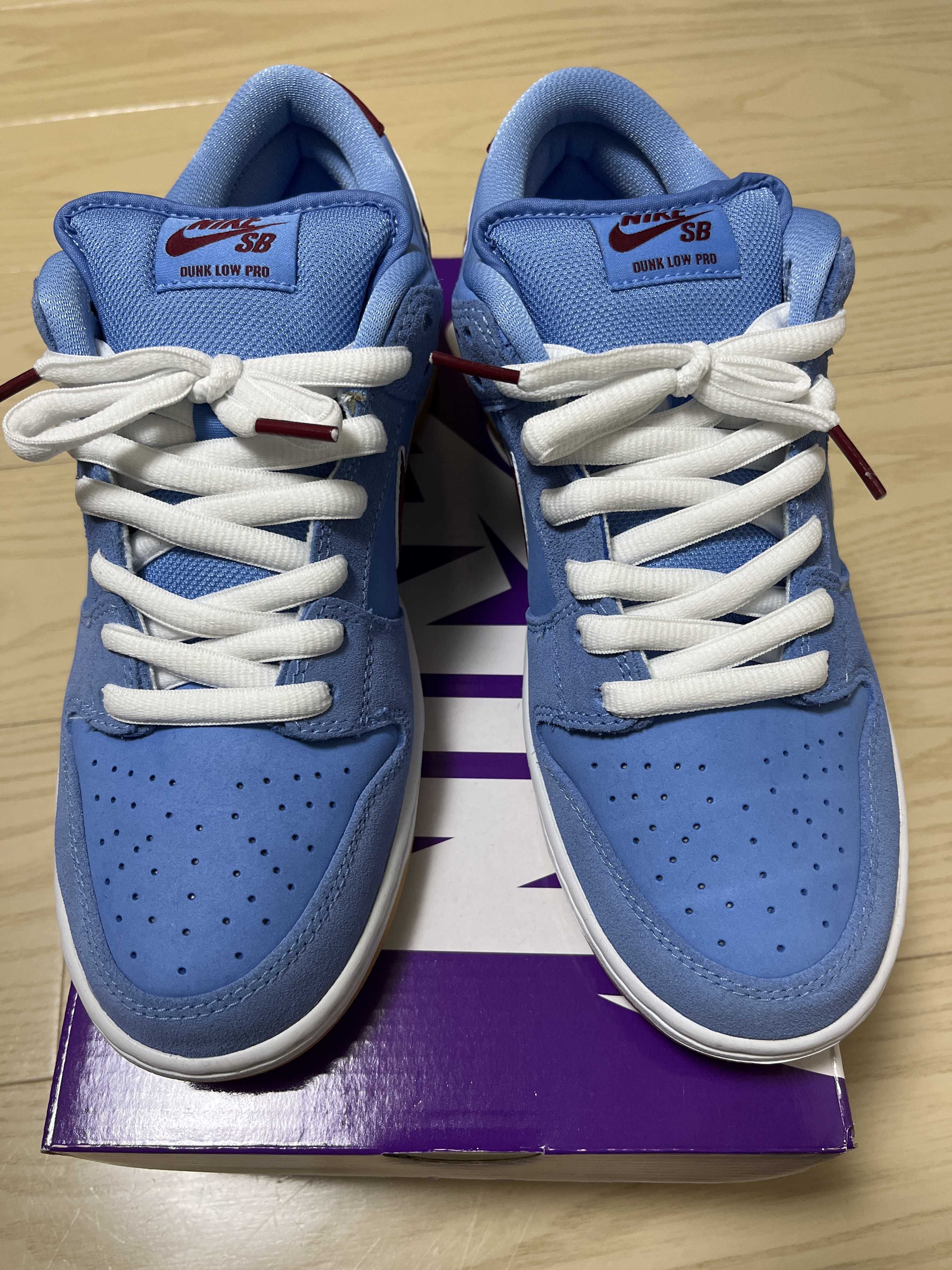 Nike SB Dunk Low Pro "Philadelphia Phillies/Valor Blue and Team Maroon"