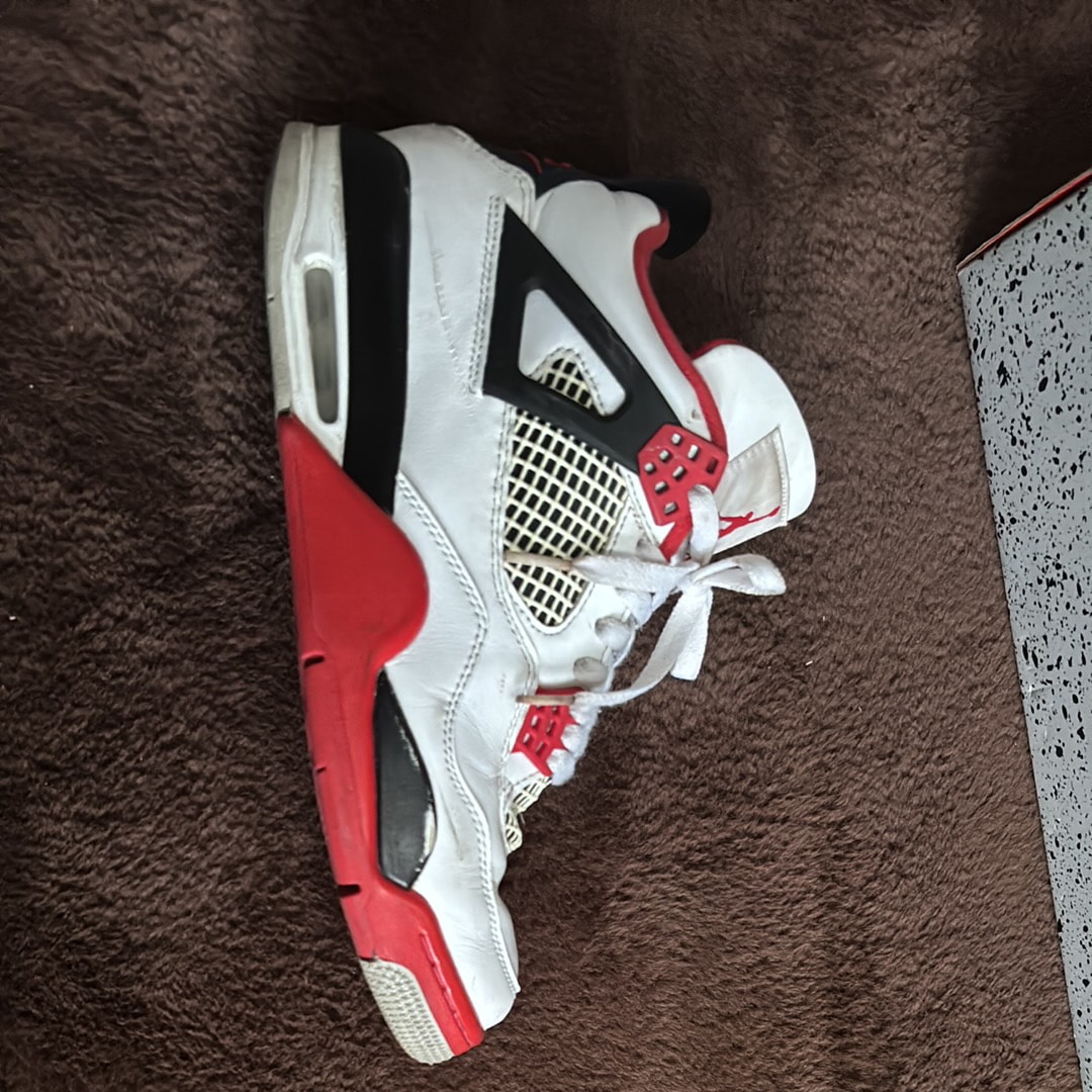 Nike Air Jordan 4 Retro OG "Fire Red" (2020)