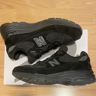 New Balance 992 "Triple Black" (2025)