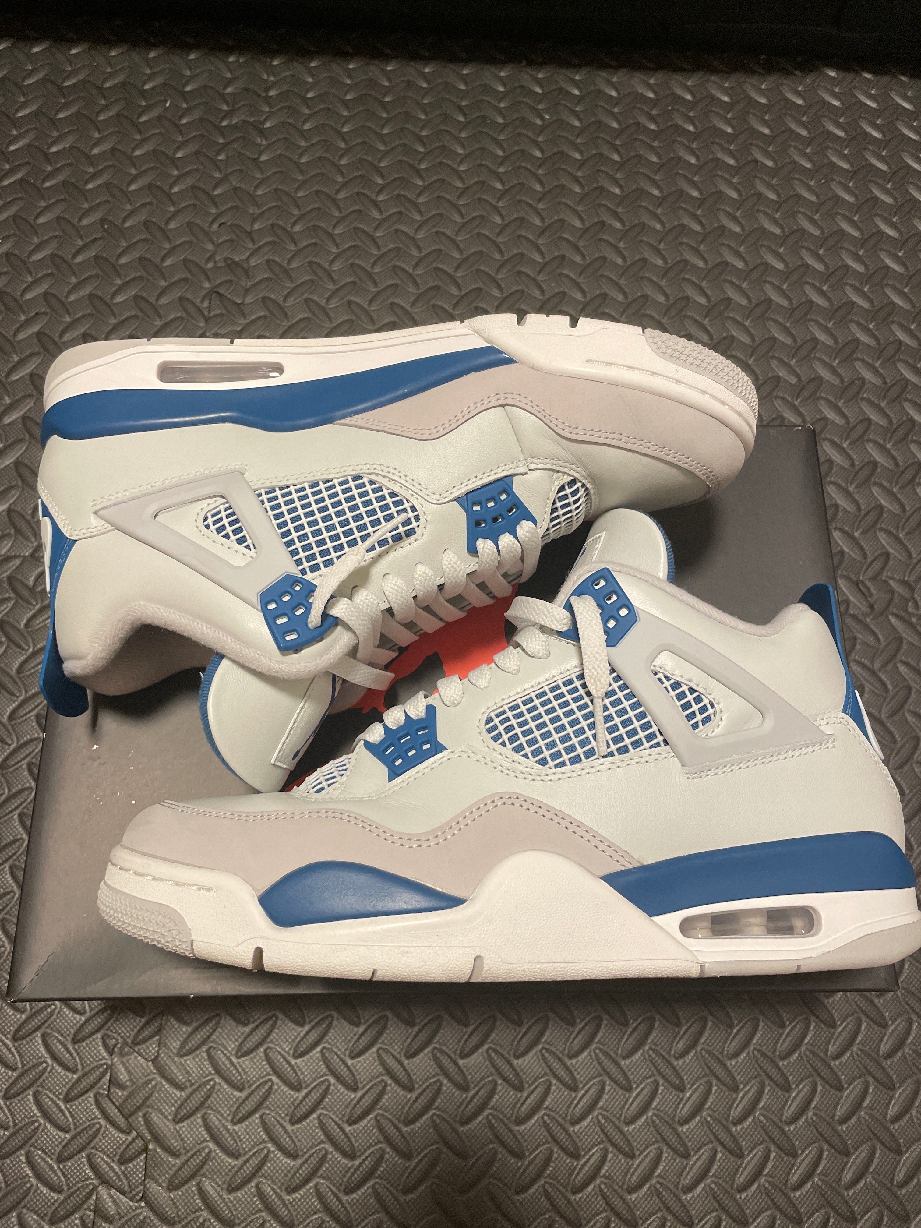 Nike Air Jordan 4 Retro "Industrial Blue"