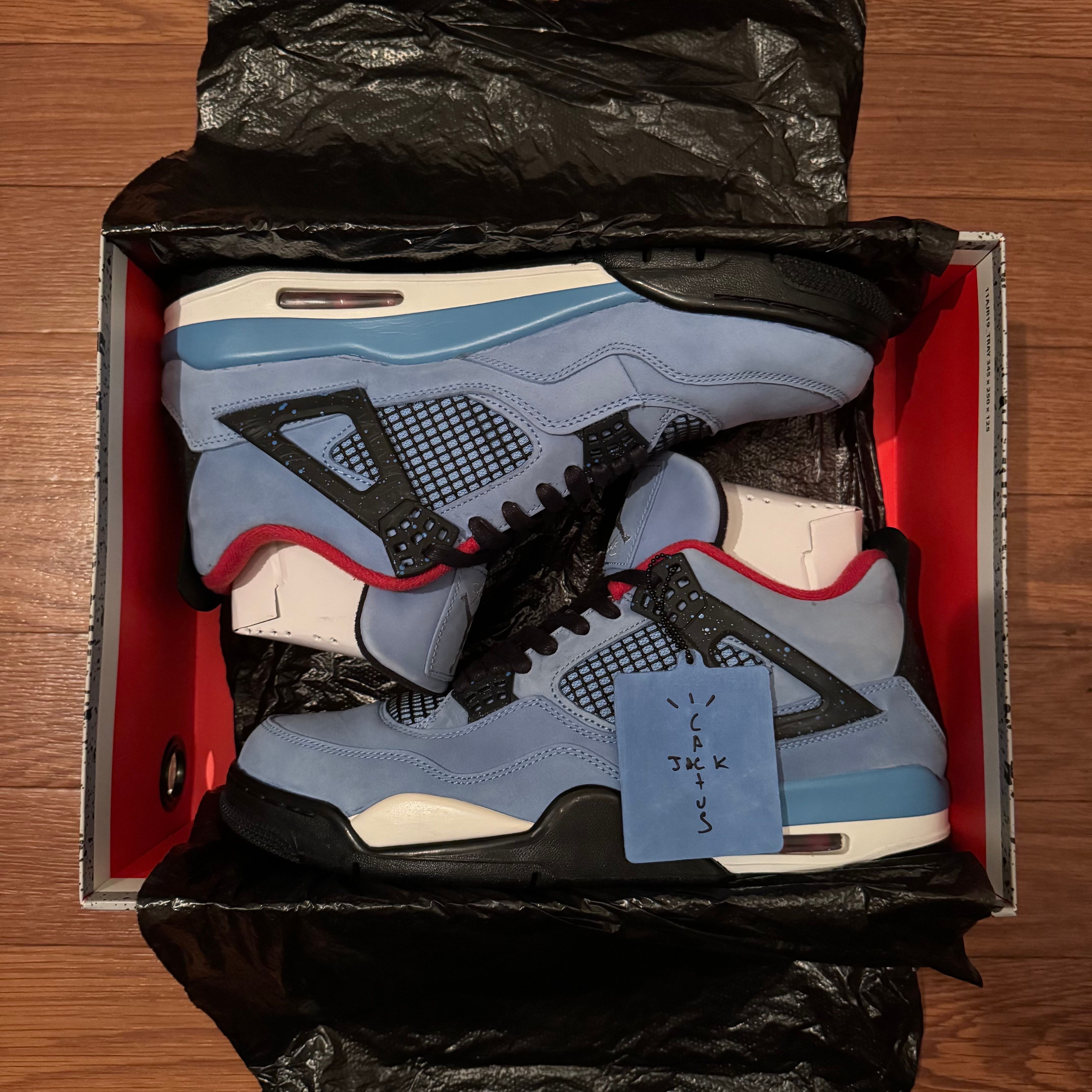 Travis Scott × Nike Air Jordan 4 Retro Cactus Jack "University Blue"