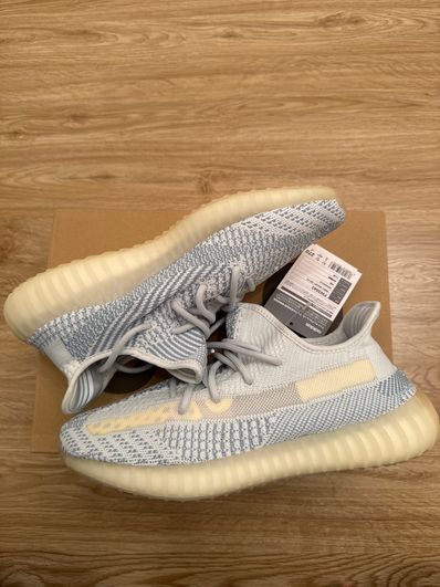 adidas YEEZY Boost 350 V2 "Cloud White"