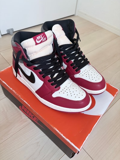 Nike Air Jordan 1 High OG "Lost & Found/Chicago"
