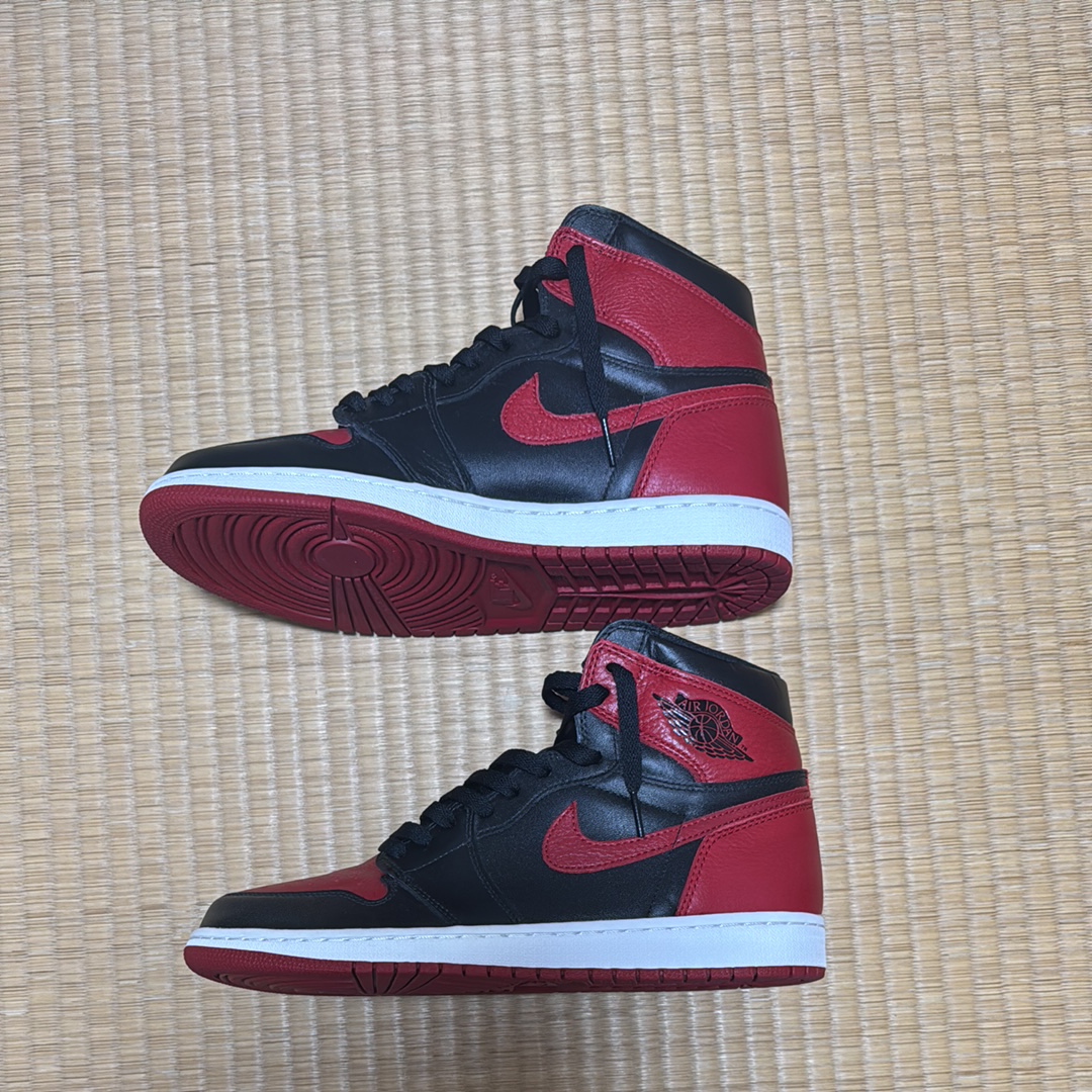 Nike Air Jordan 1 Retro High OG "Bred/Banned" (2016)