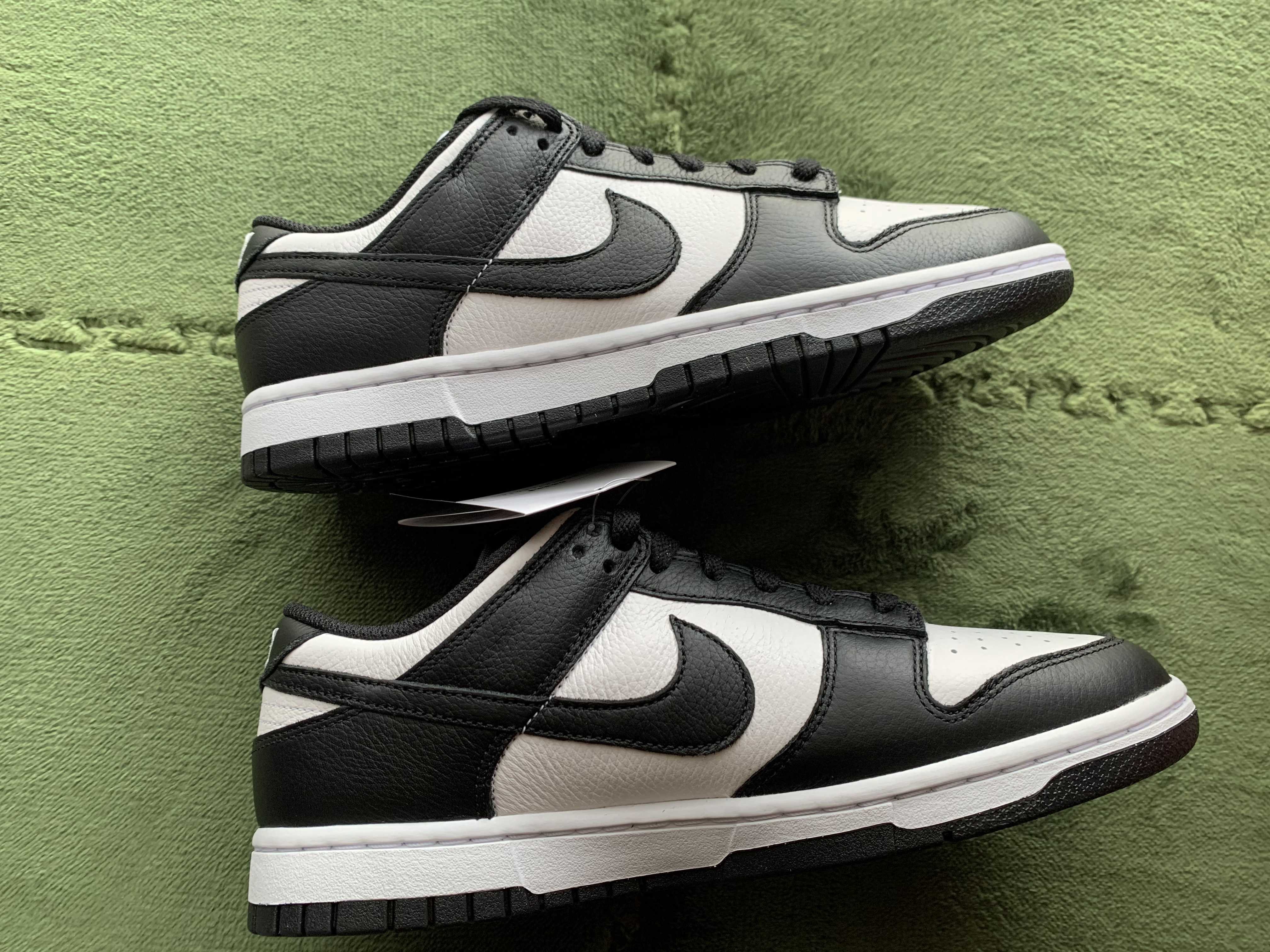 Nike Dunk Low Retro "Panda/White/Black"