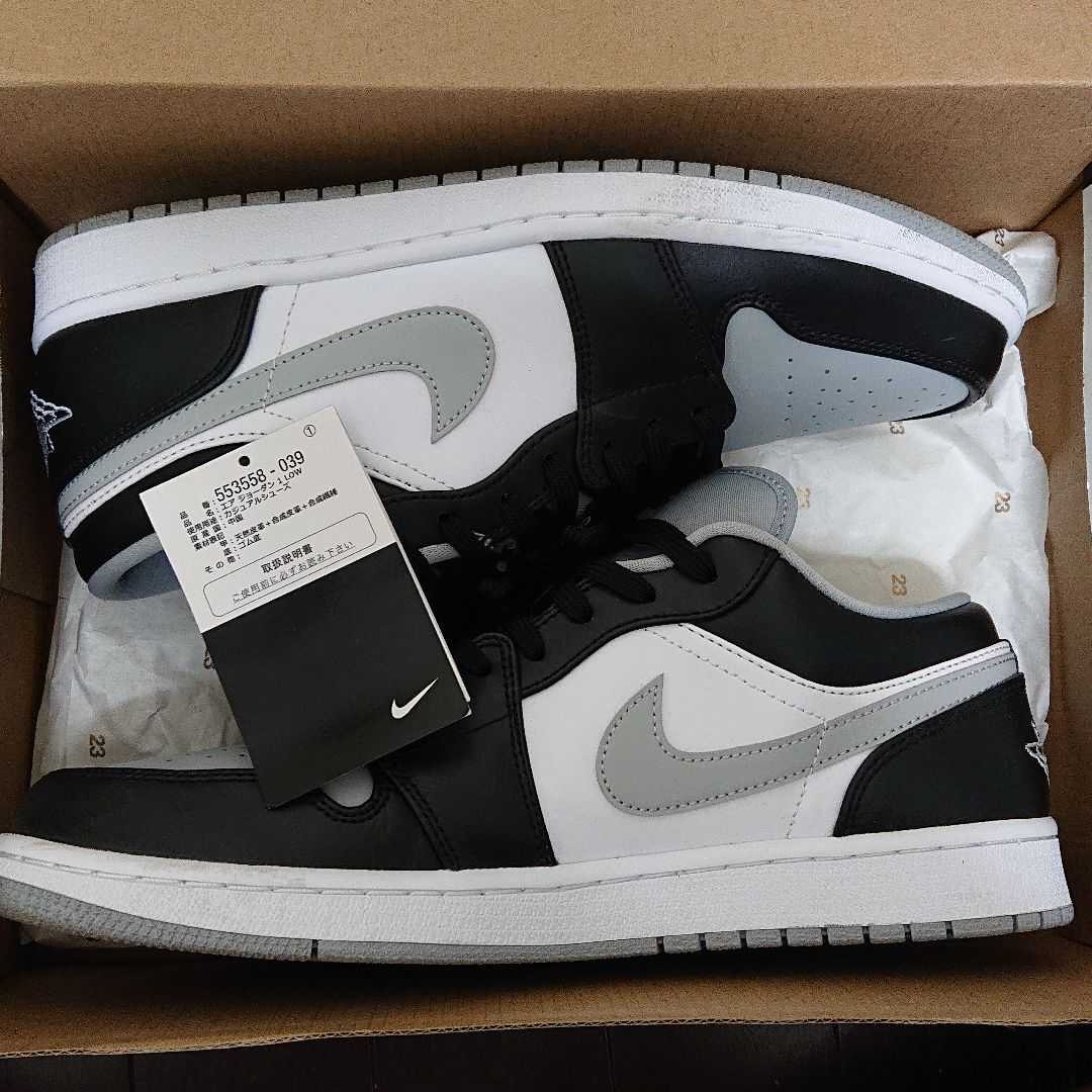 NIKE AIR JORDAN 1 LOW "BLACK/LIGHT SMOKE GREY"