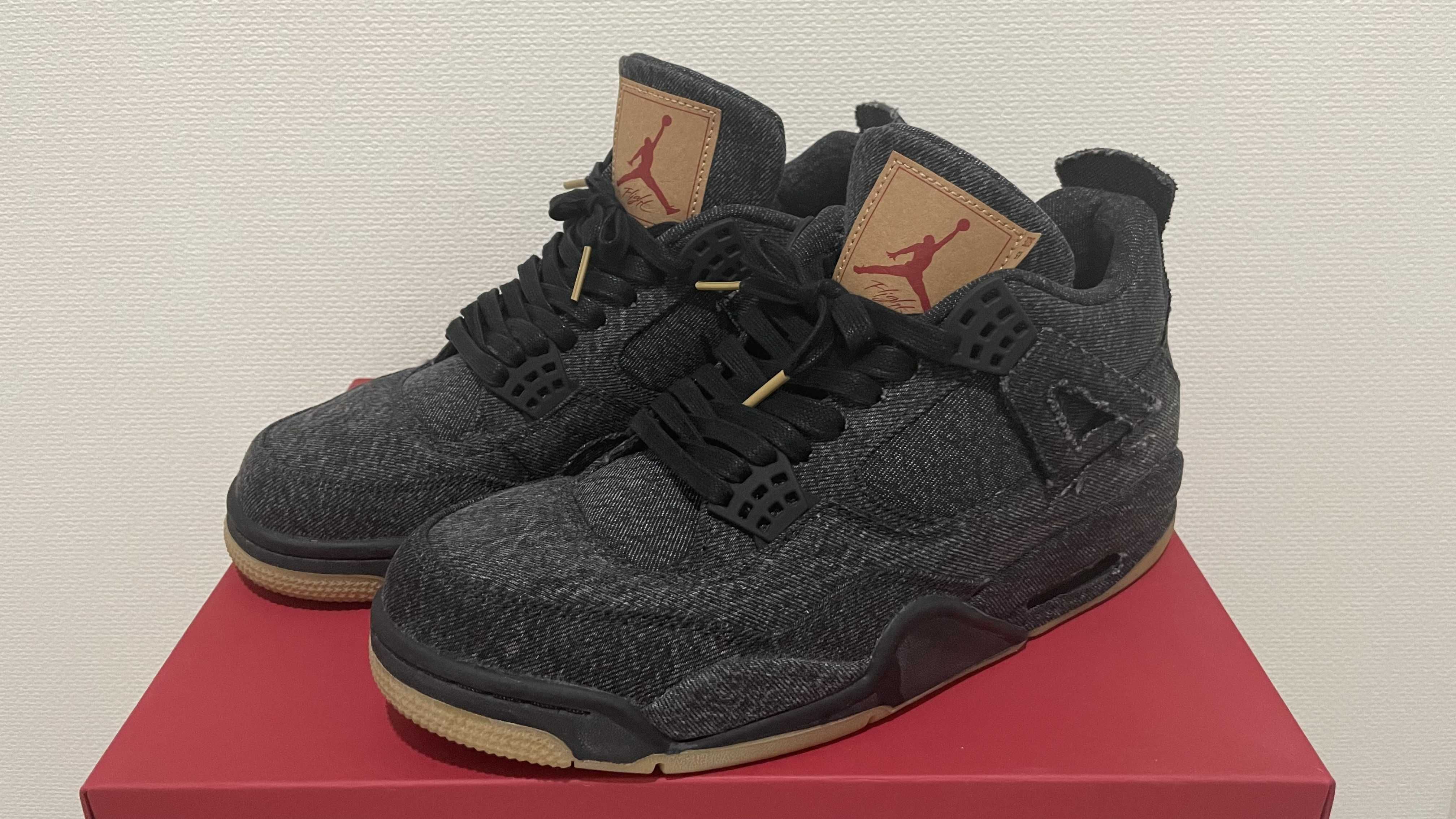 Nike × Levi's Air Jordan 4 "Black Denim" (Tag: LEVIS®)