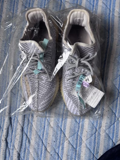 adidas YEEZY Boost 350V2 "Static"