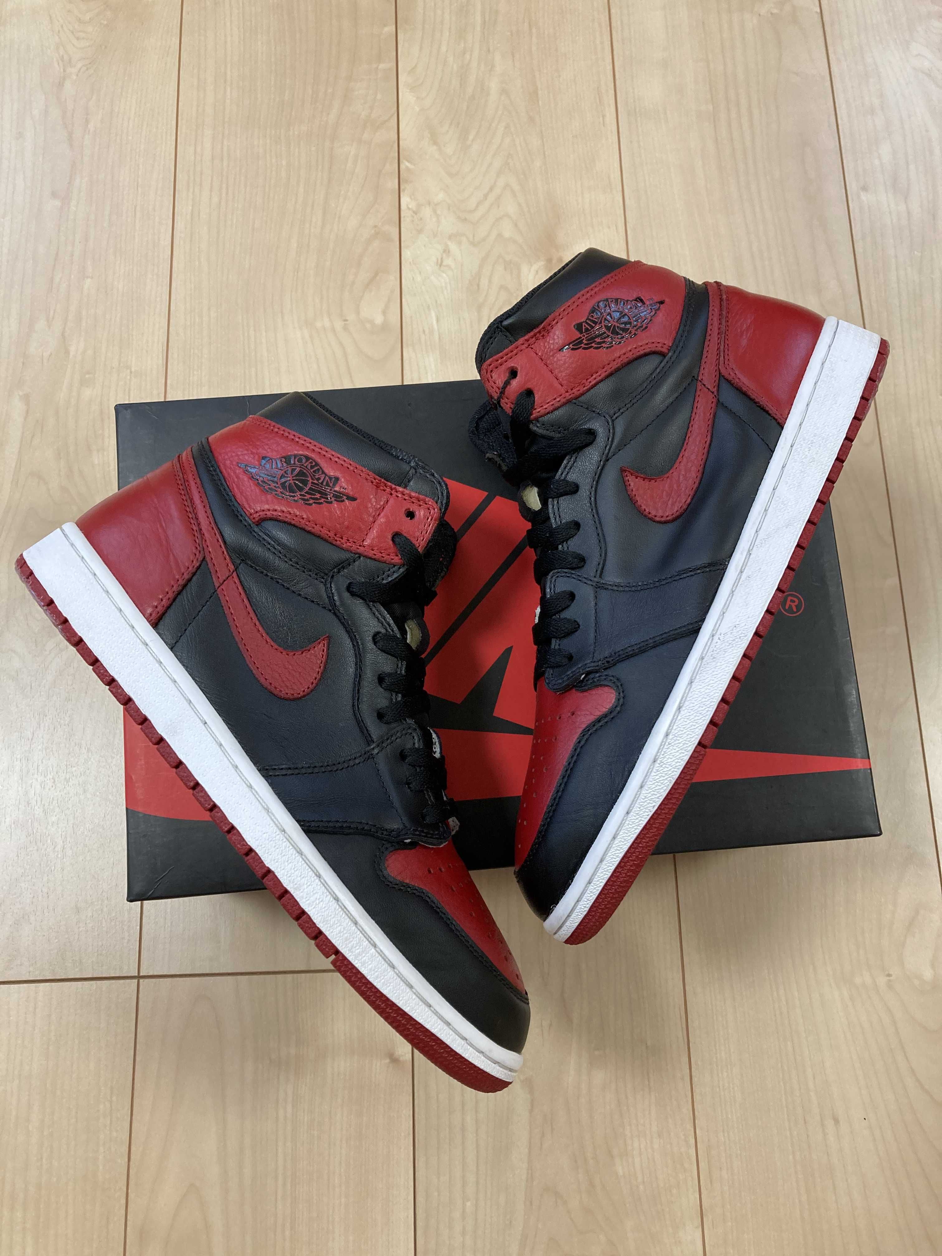 Nike Air Jordan 1 Retro High OG "Bred/Banned" (2016)