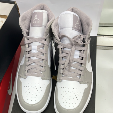 Nike Air Jordan 1 Mid "Linen"