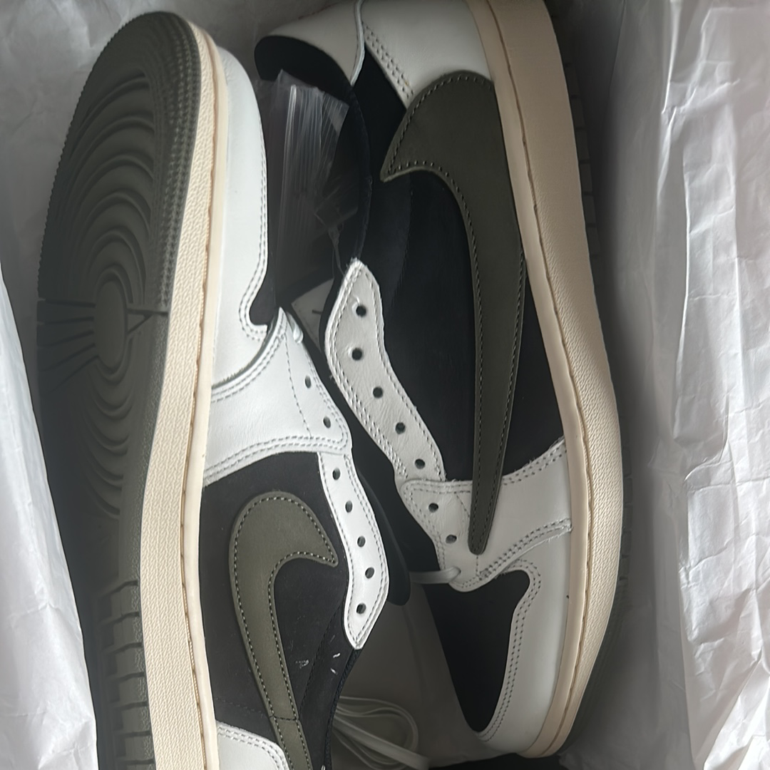 Travis Scott × Nike Women's Air Jordan 1 Low OG "Medium Olive"