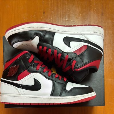 Nike Air Jordan 1 Mid "Gym Red"