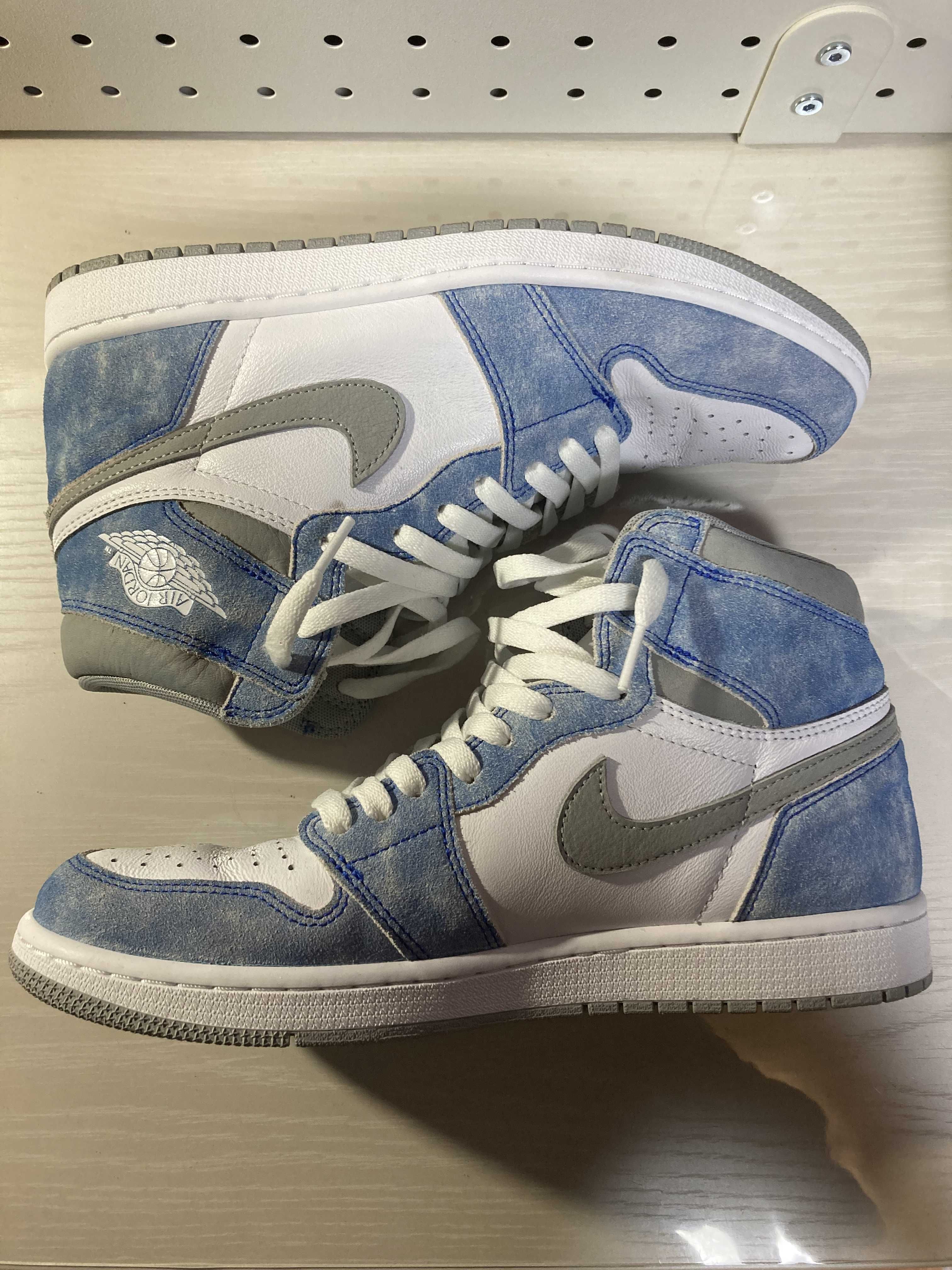 Nike Air Jordan 1 High OG "Hyper Royal"