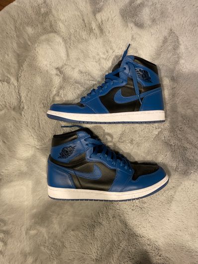 Nike Air Jordan 1 Retro High OG "Dark Marina Blue"