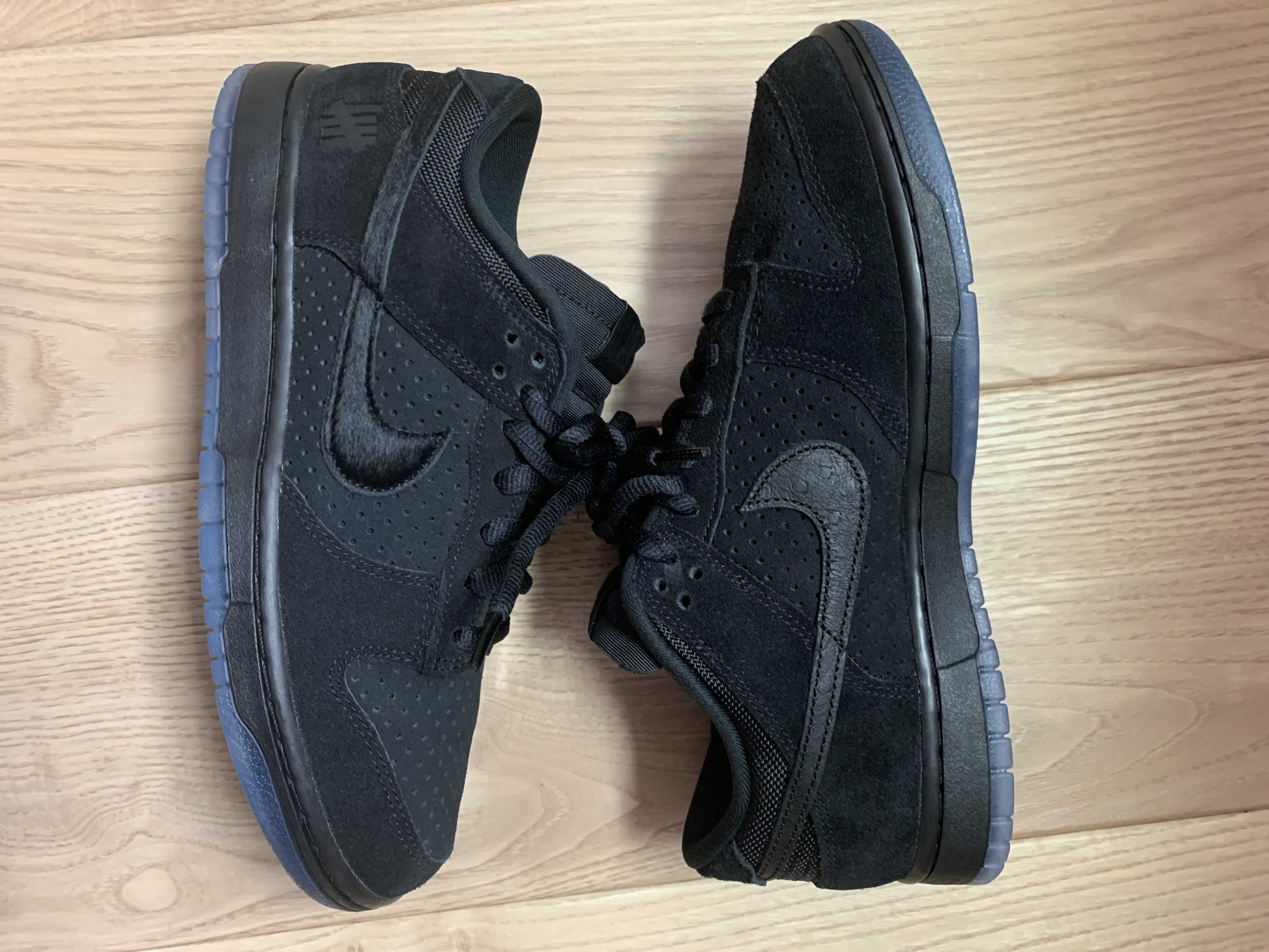 UNDEFEATED × Nike Dunk Low SP "5 ON IT"