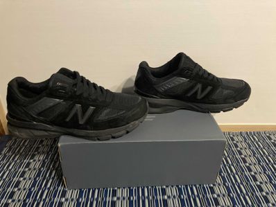 New Balance 990V5