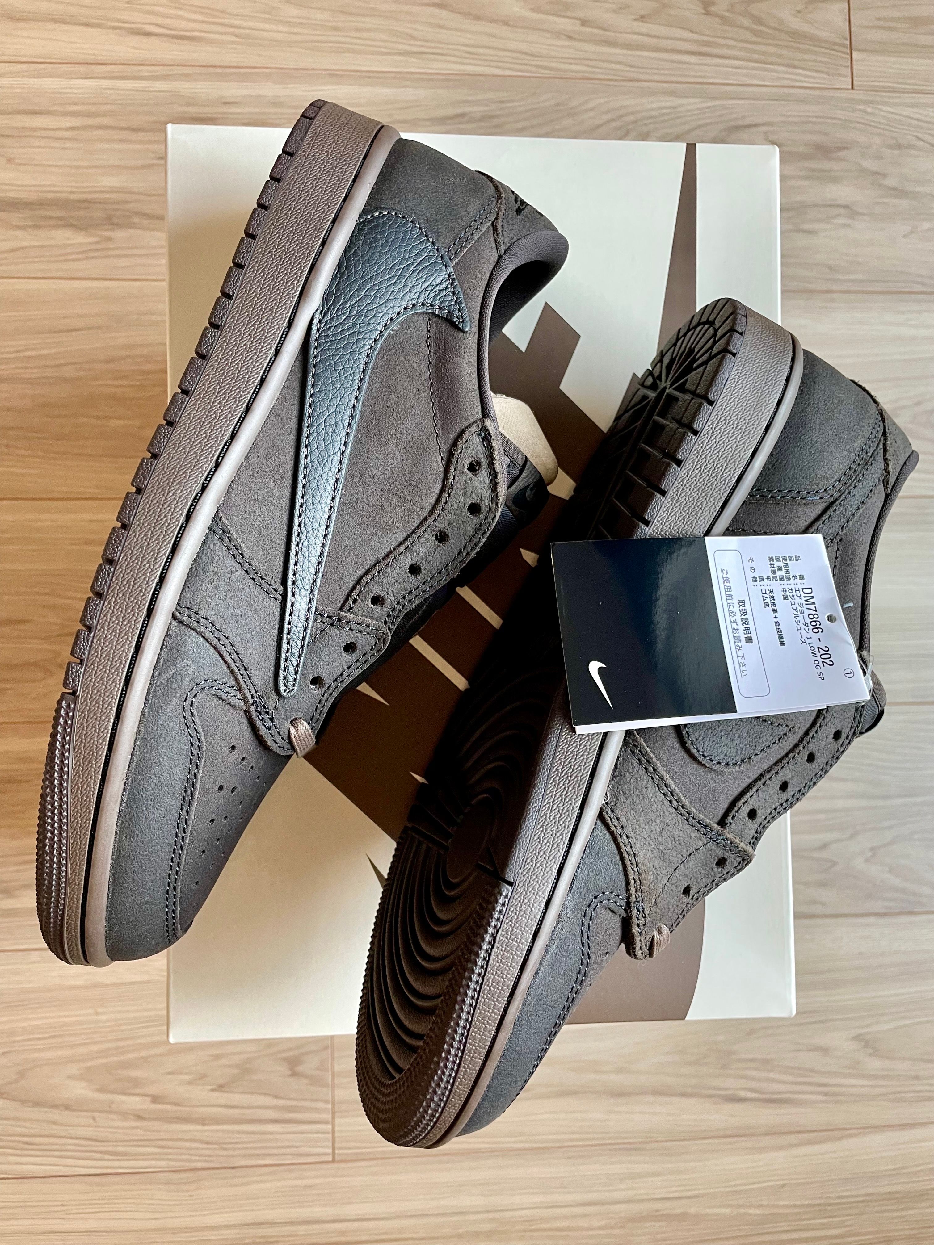 Travis Scott × Nike Air Jordan 1 Low OG SP "Velvet Brown and Dark Mocha"