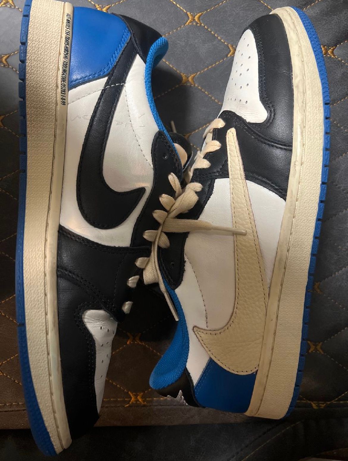 Travis Scott × fragment design × Nike Air Jordan 1 Low OG SP "Military Blue"