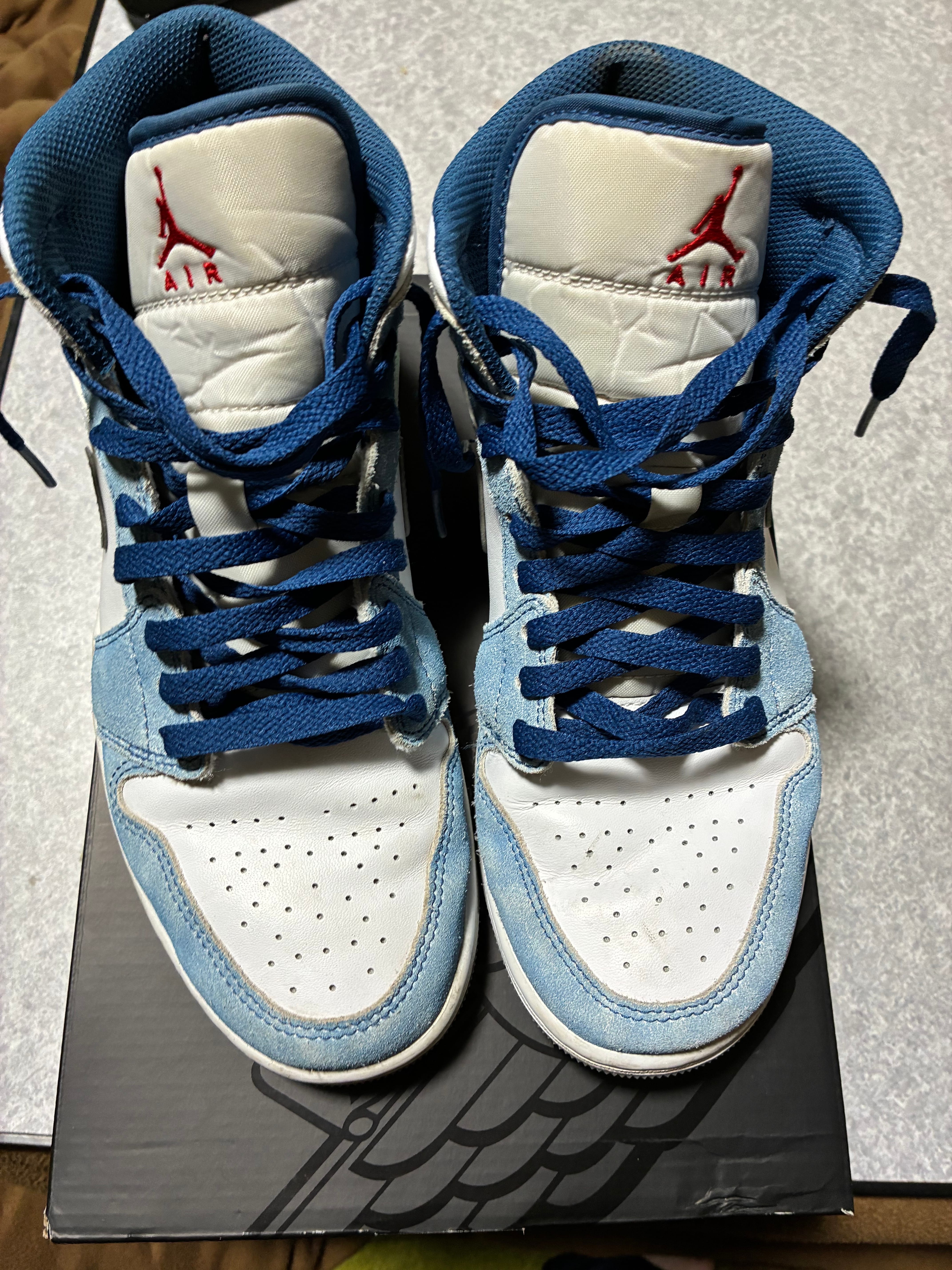 Nike Air Jordan 1 Mid SE "White/Hyper Royal/Red"
