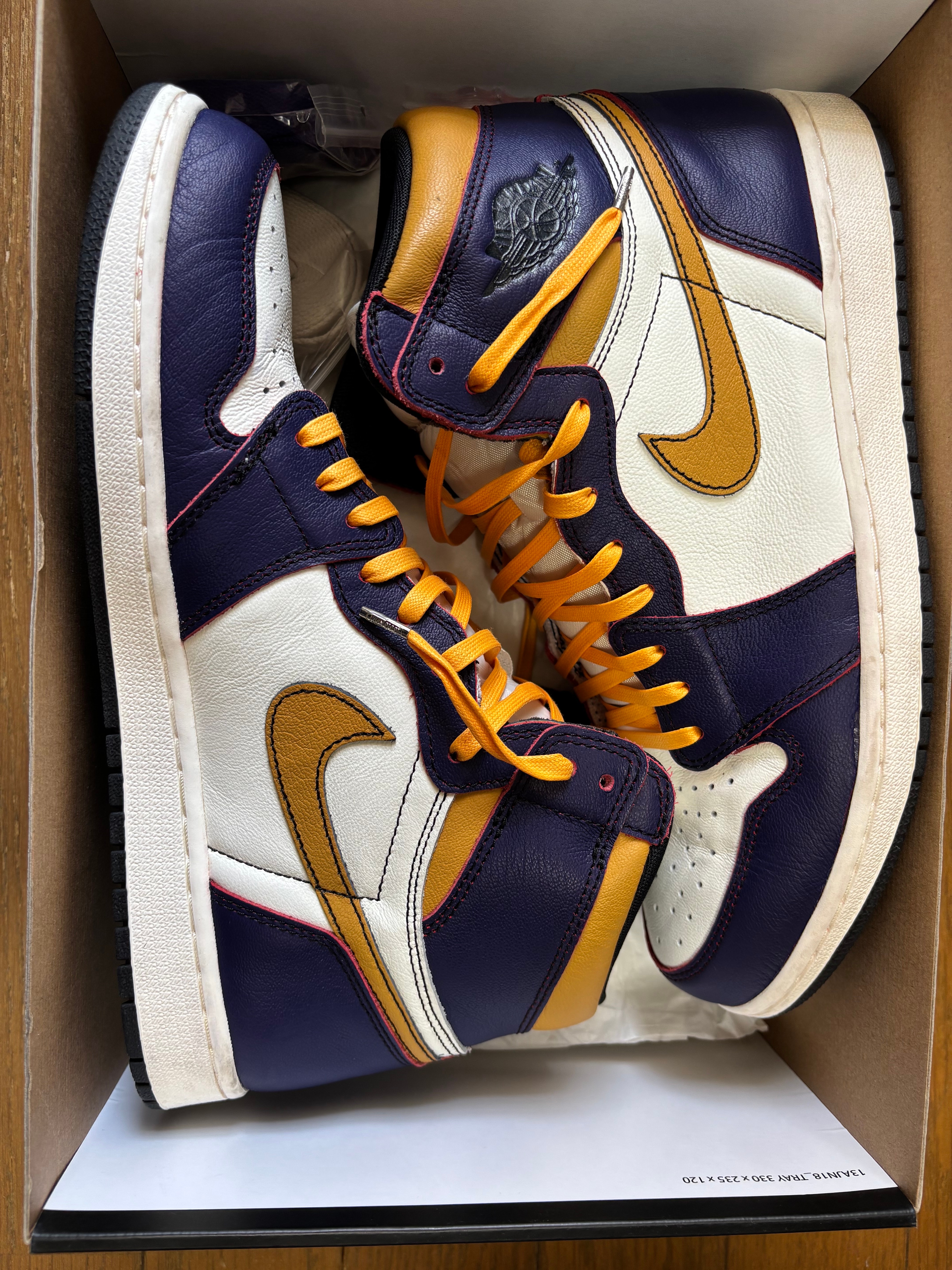 Nike SB × Air Jordan 1 Retro High "La To Chicago"