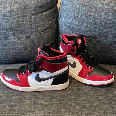 Nike Women's Air Jordan 1 High ZOOM "Chicago"