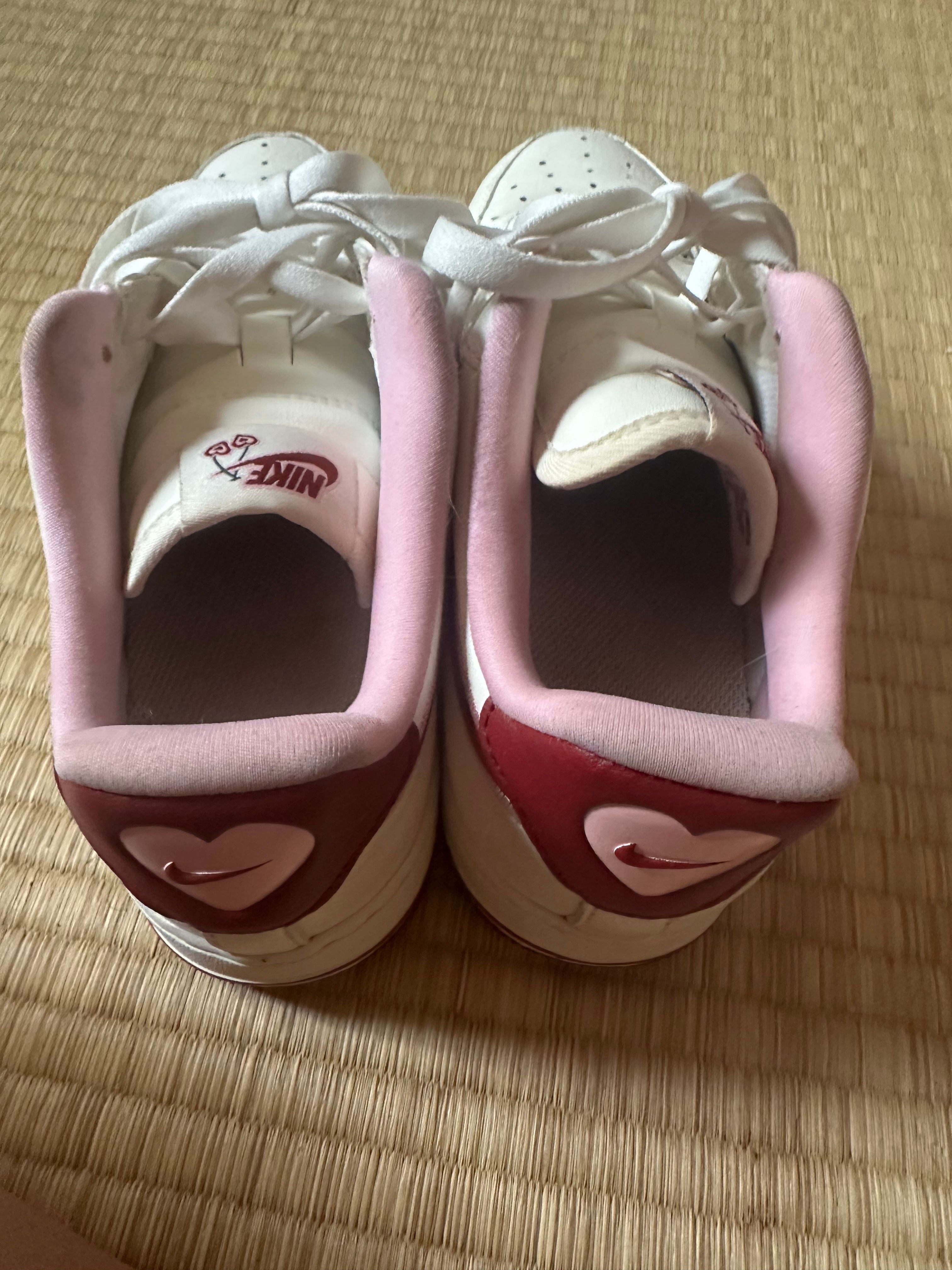 Nike Women's Air Force 1 Low "Valentine’s Day" (2023)