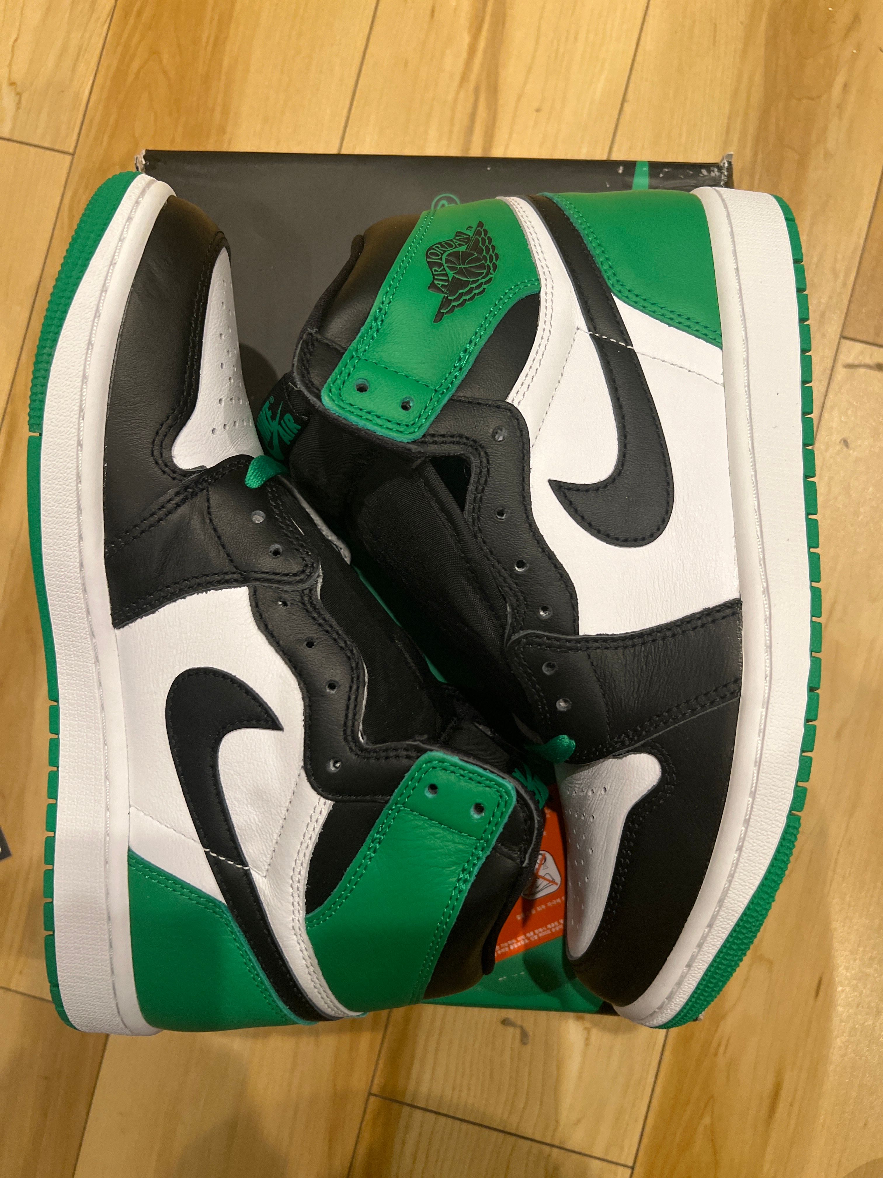 Nike Air Jordan 1 Retro High OG "Celtics/Black and Lucky Green" (2023)