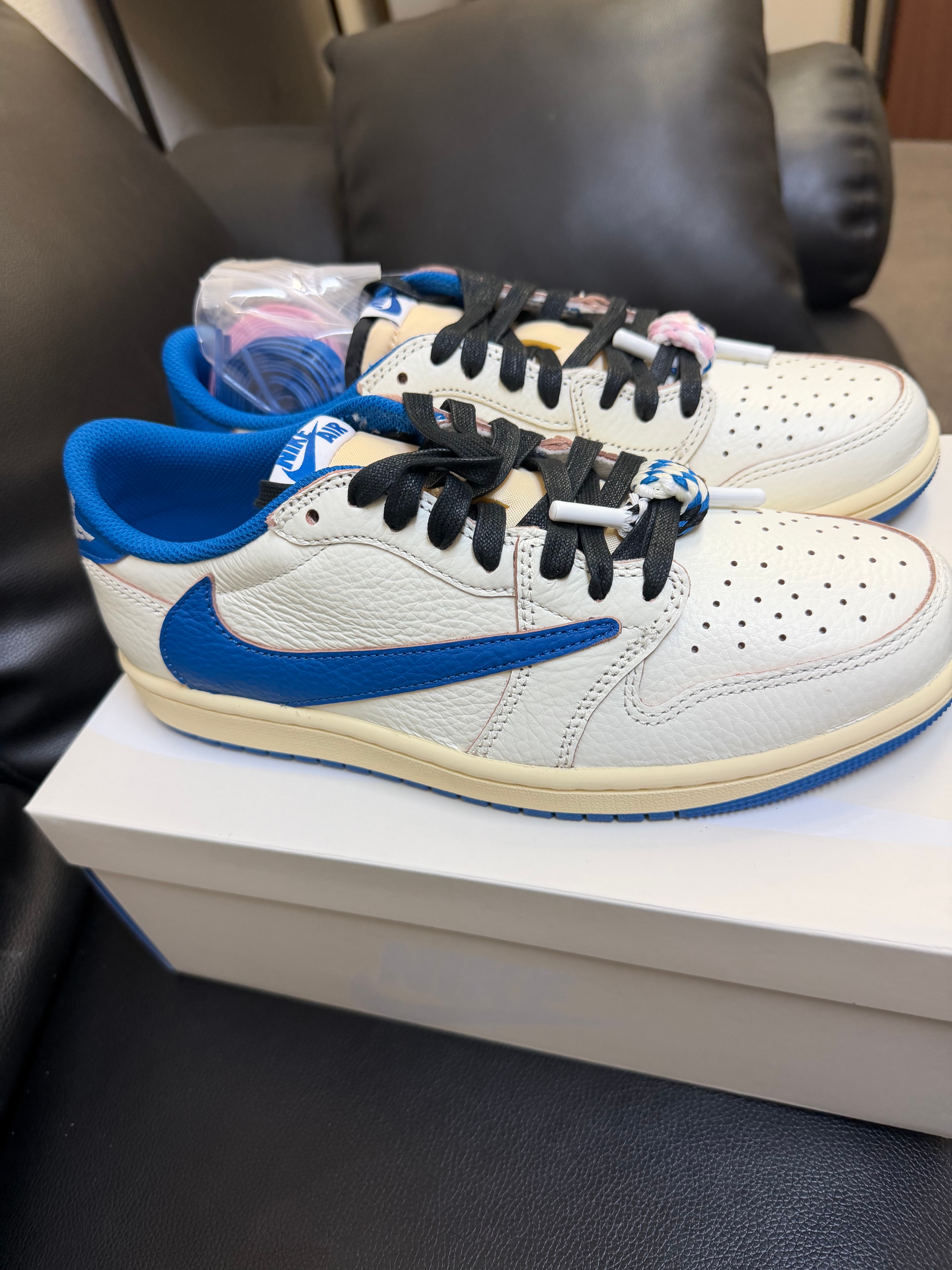 Travis Scott × fragment design × Nike Air Jordan 1 Low OG "Sail/Military Blue"