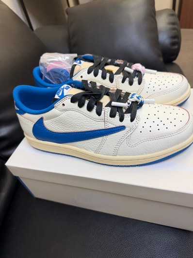 Travis Scott × fragment design × Nike Air Jordan 1 Low OG "Sail/Military Blue"