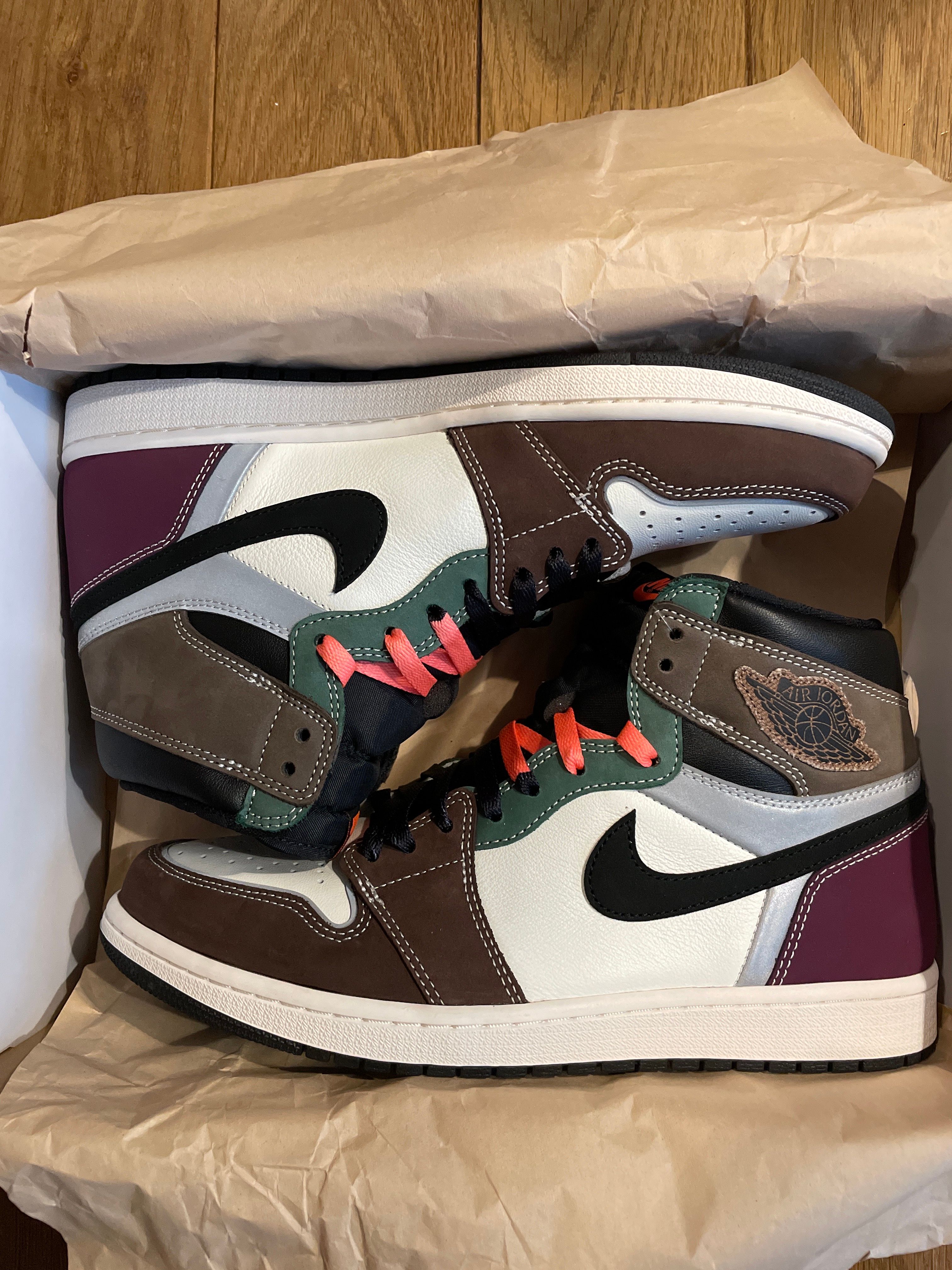 Nike Air Jordan 1 High OG "Hand Crafted"