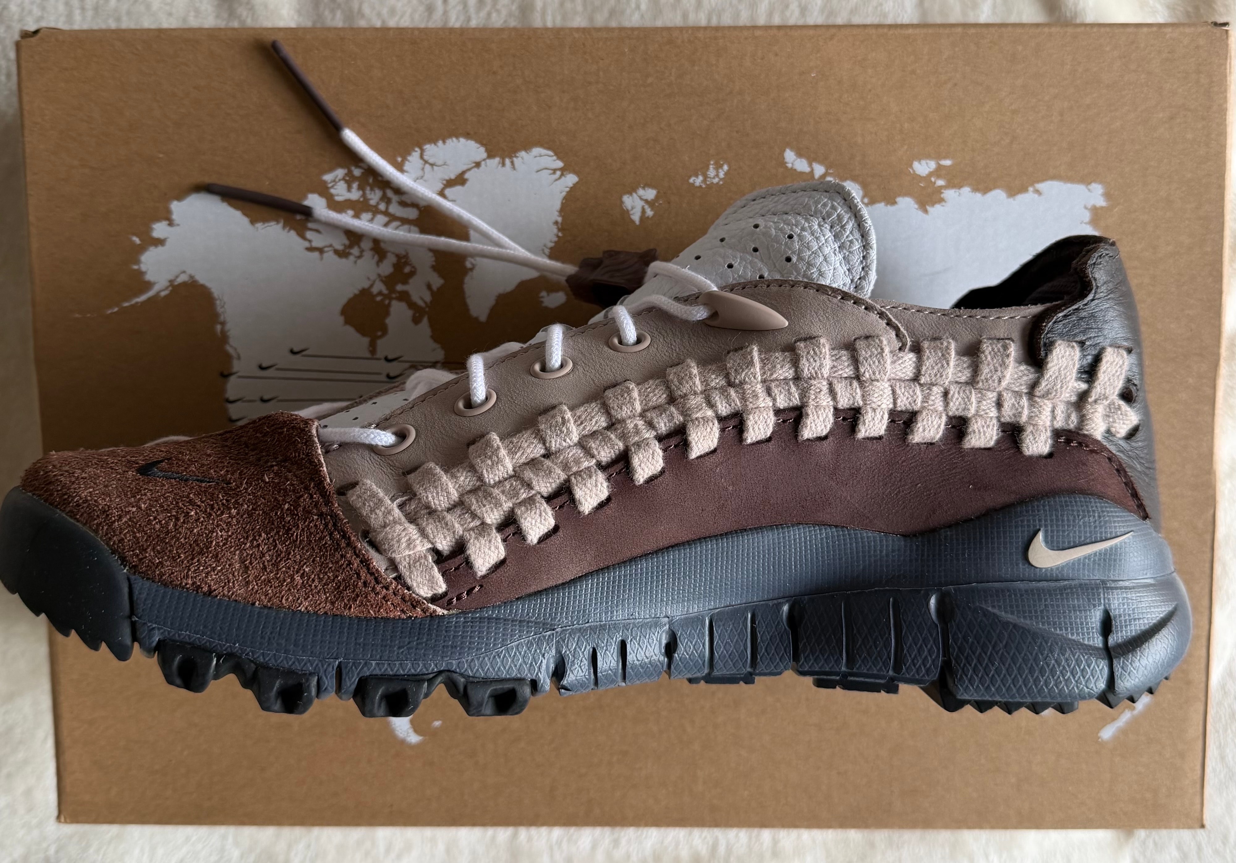 SoulGoods × Nike Air Footscape Woven "Medium Orewood Brown/Black/Dark Field Brown"