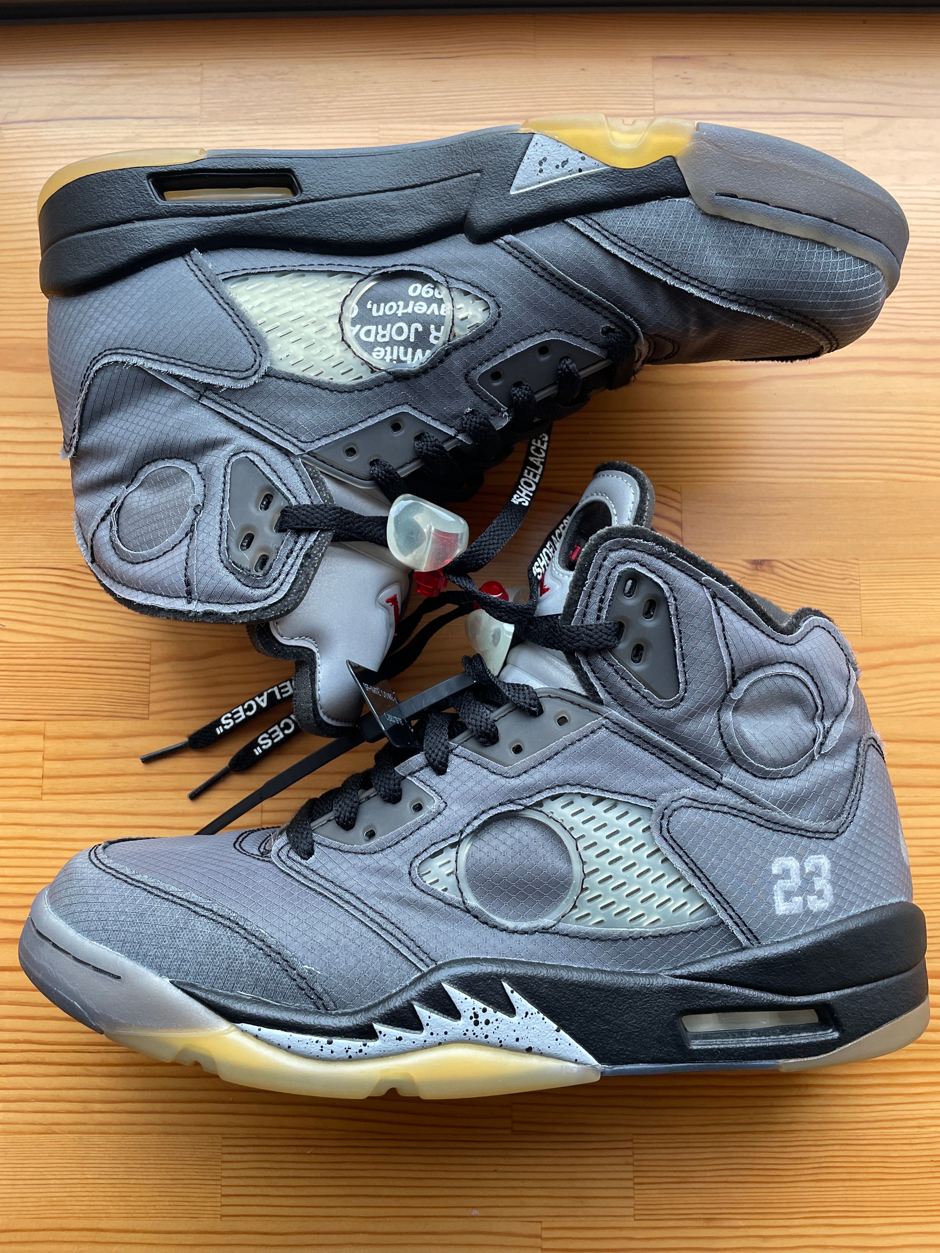 Off-White × Nike Air Jordan 5 "Black/Muslin/Fire Red"