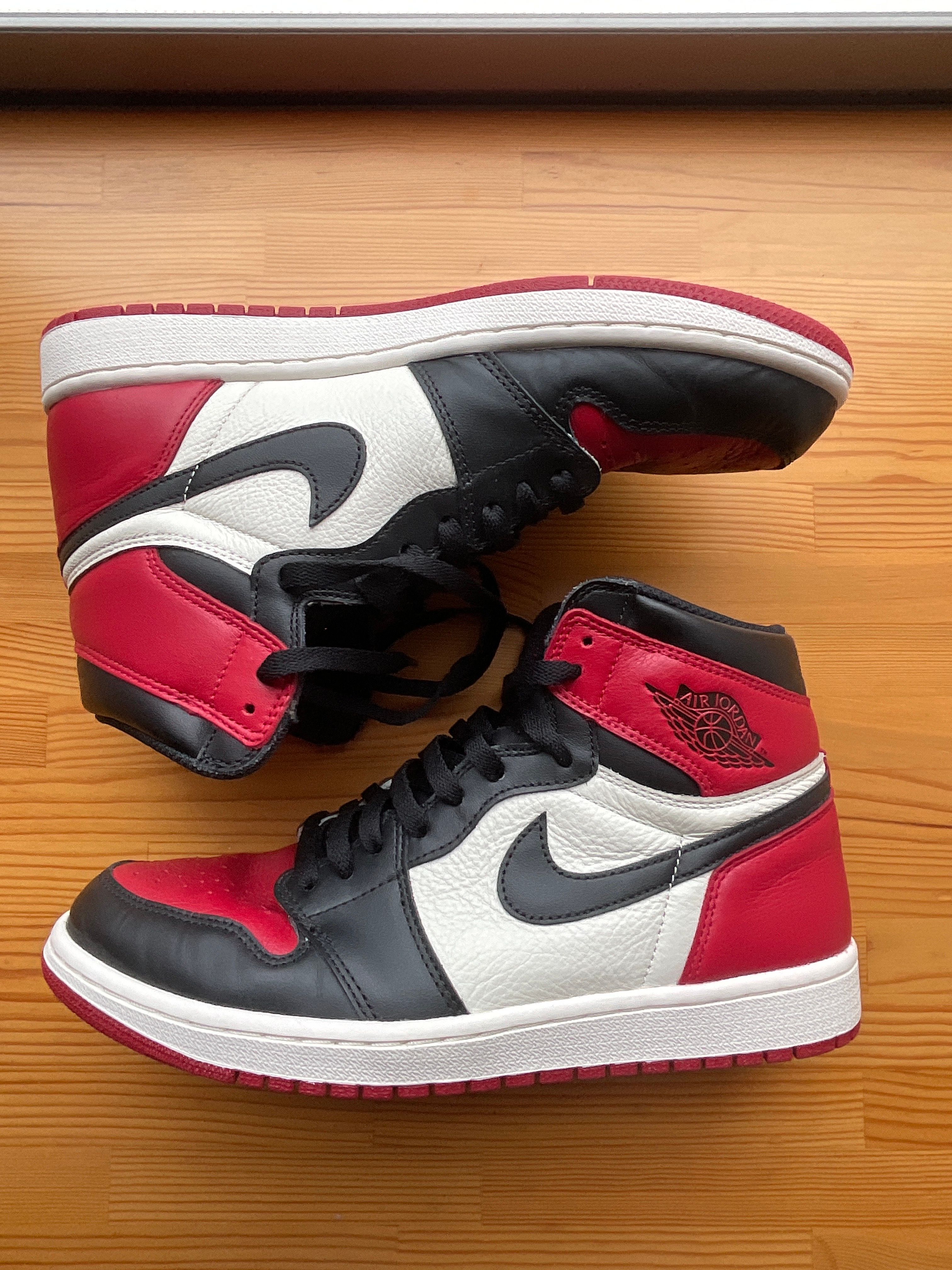 Nike Air Jordan 1 Retro High OG "Bred Toe"