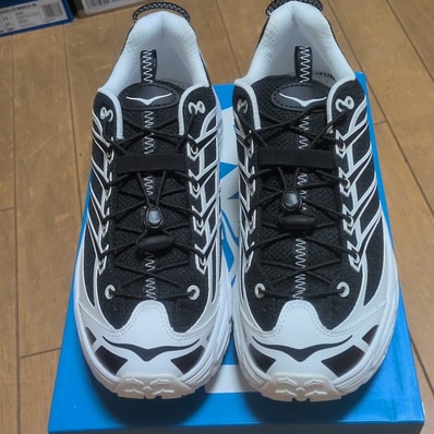 Hoka Mafate Three 2 "Frost/Black"