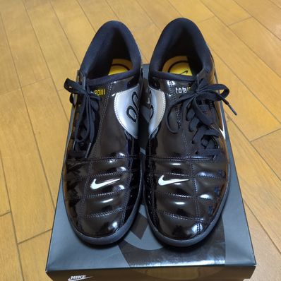 Nike Total 90 3 SP "Black and White"