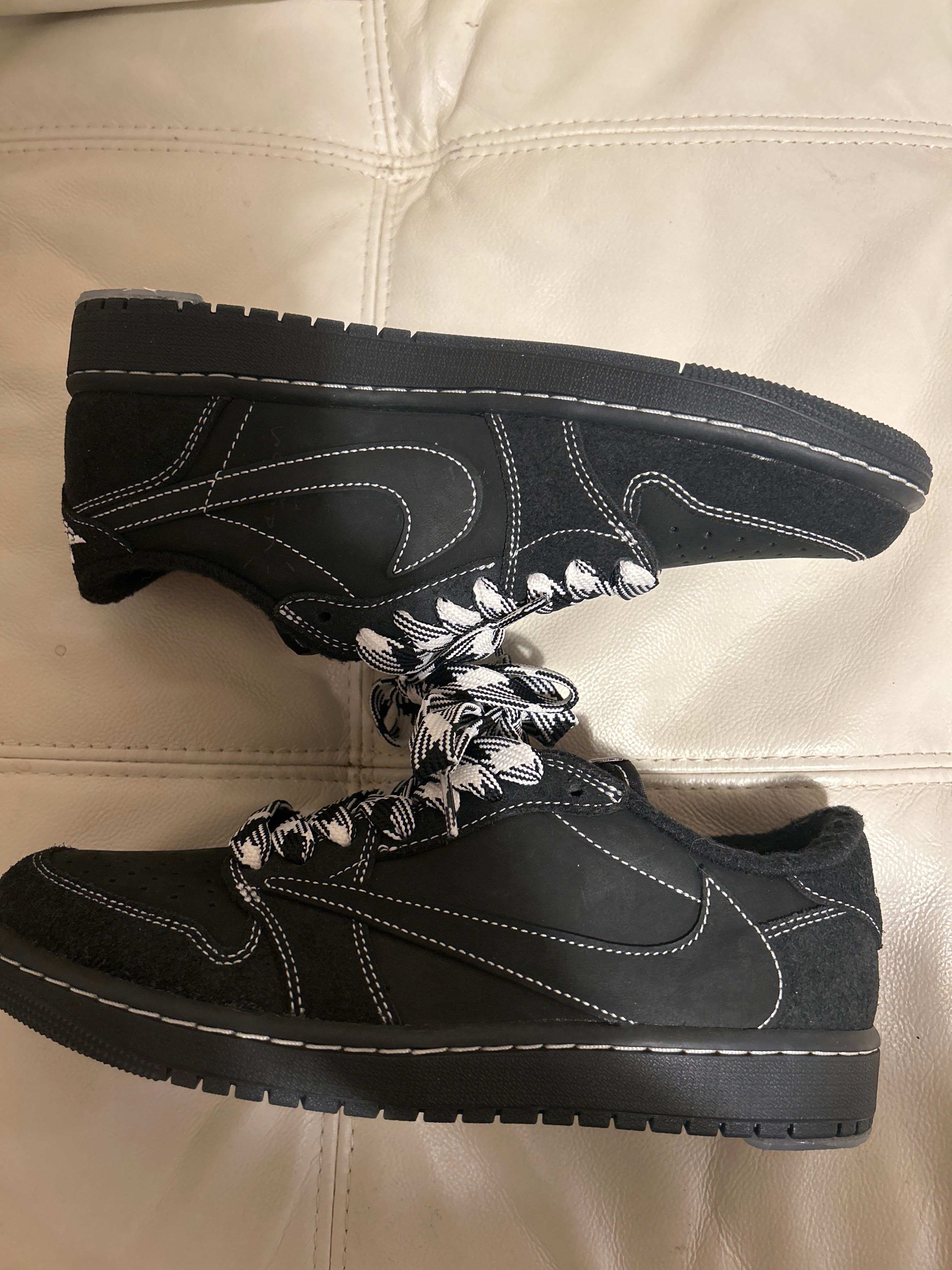 Travis Scott × Nike Air Jordan 1 Low OG SP "Black Phantom"