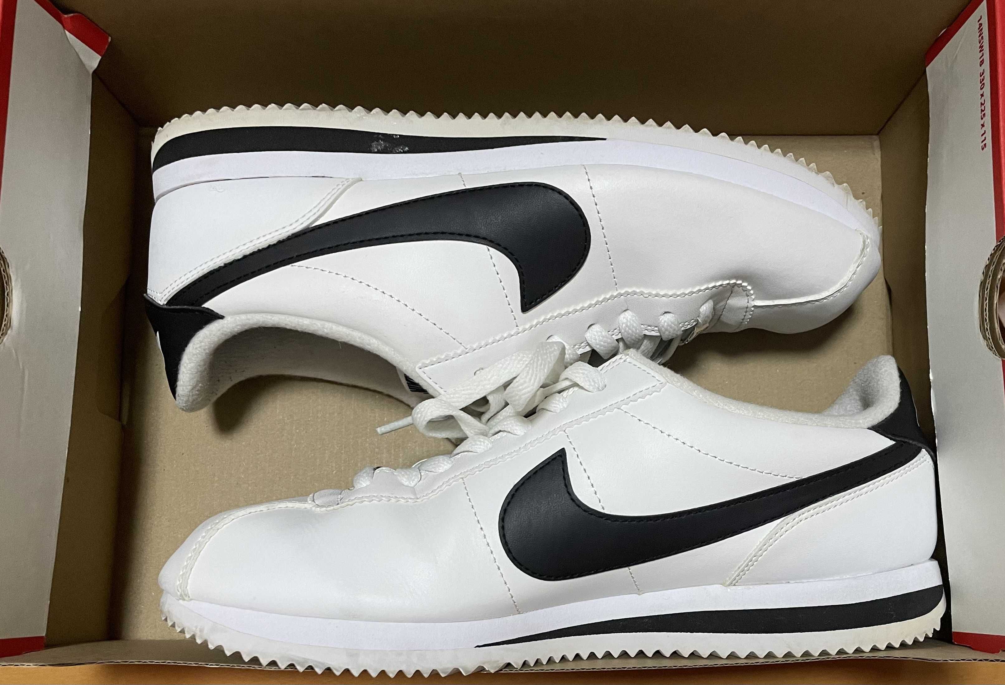 NIKE CORTEZ BASIC LEATHER "WHITE/BLACK"
