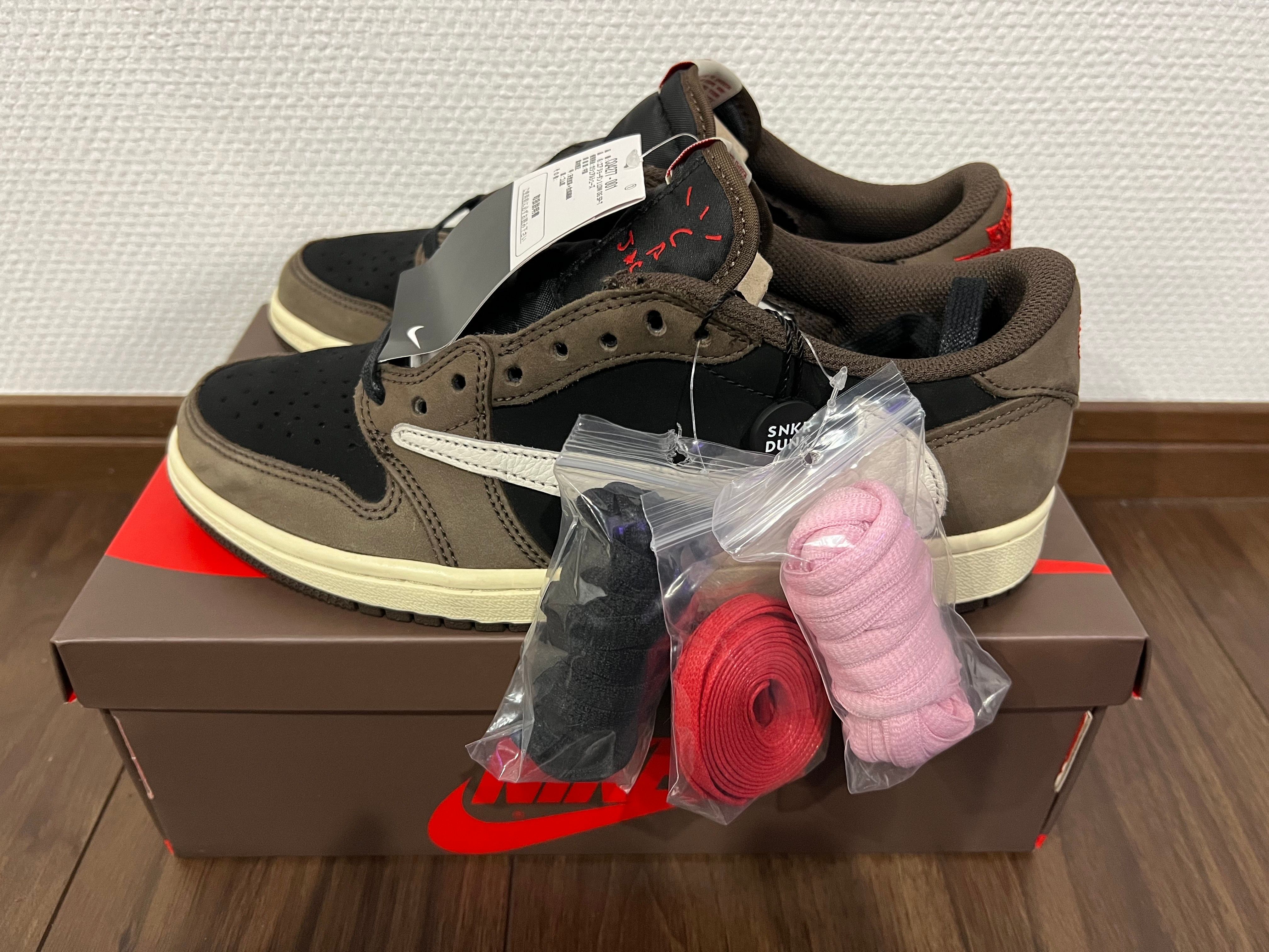 Travis Scott × Nike Air Jordan 1 Low OG SP-T "Black/Dark Mocha"