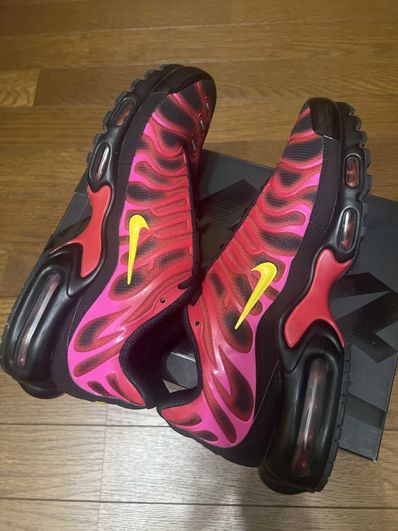 Supreme × Nike Air Max Plus "Hyper Grape"